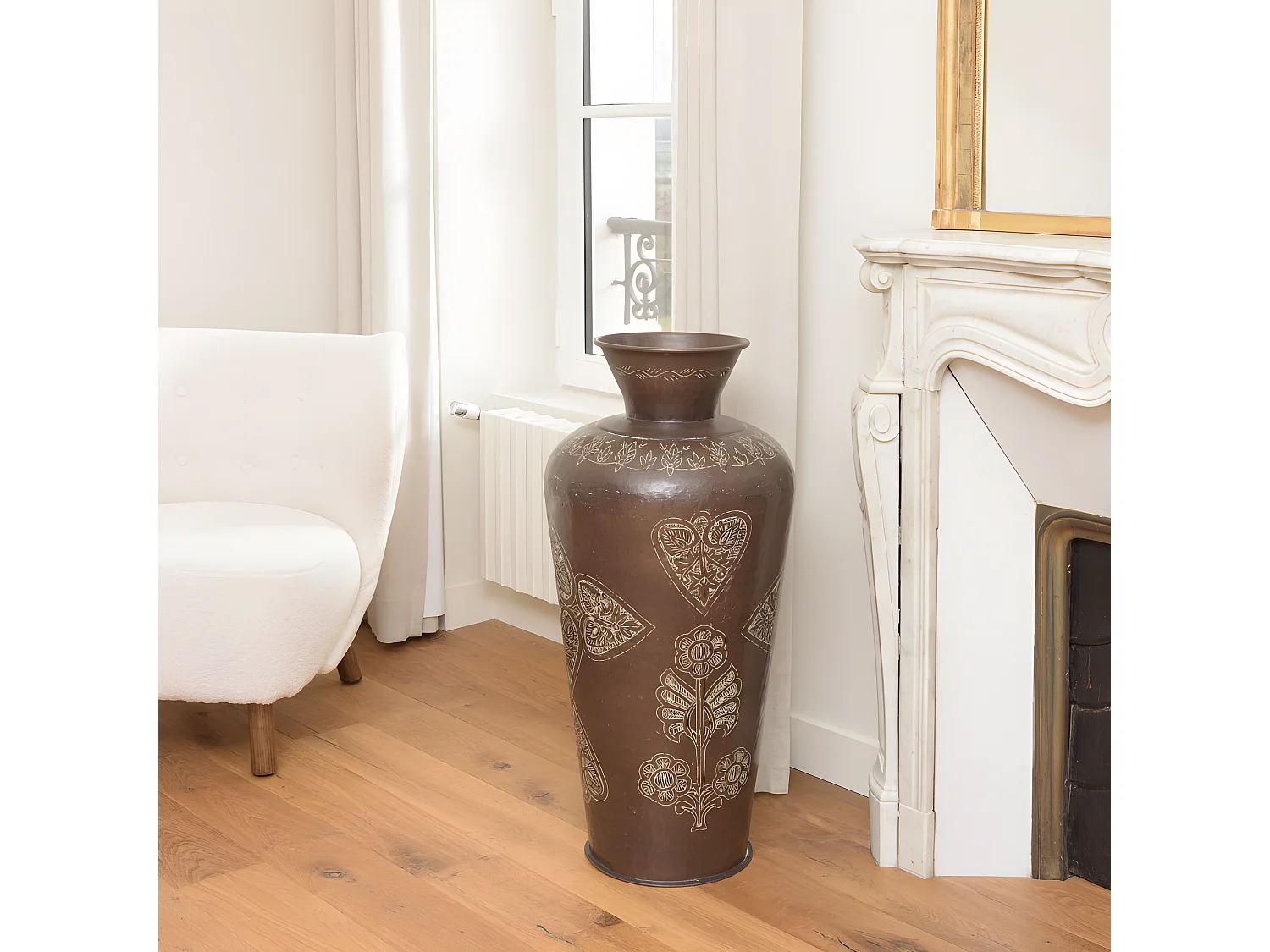 HONORE - Vase alu L40cm H85cm couleur cuivre foncé patine antique