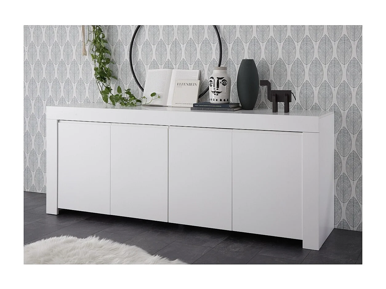 Buffet de 4 portas, coleção ZEFIR, na cor branca fosca, ideal para sua sala de estar ou sala de jantar.