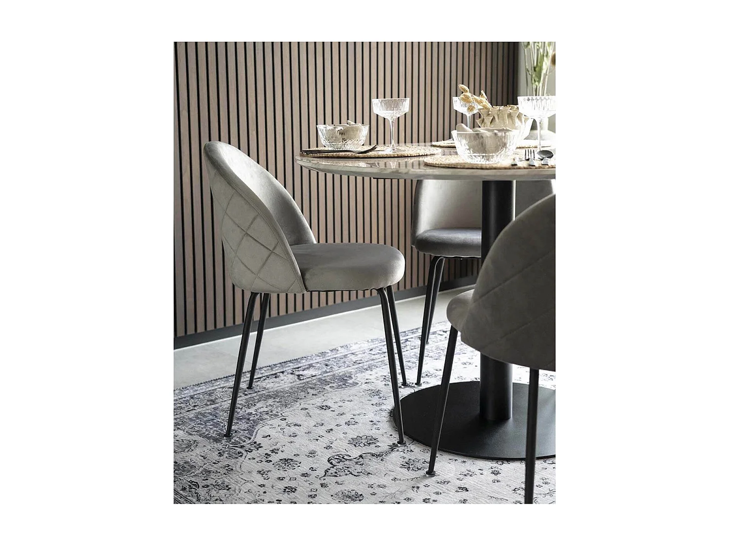 MEYRIN - Lot de 2 Chaises Velours Gris et Pieds Métal Noir