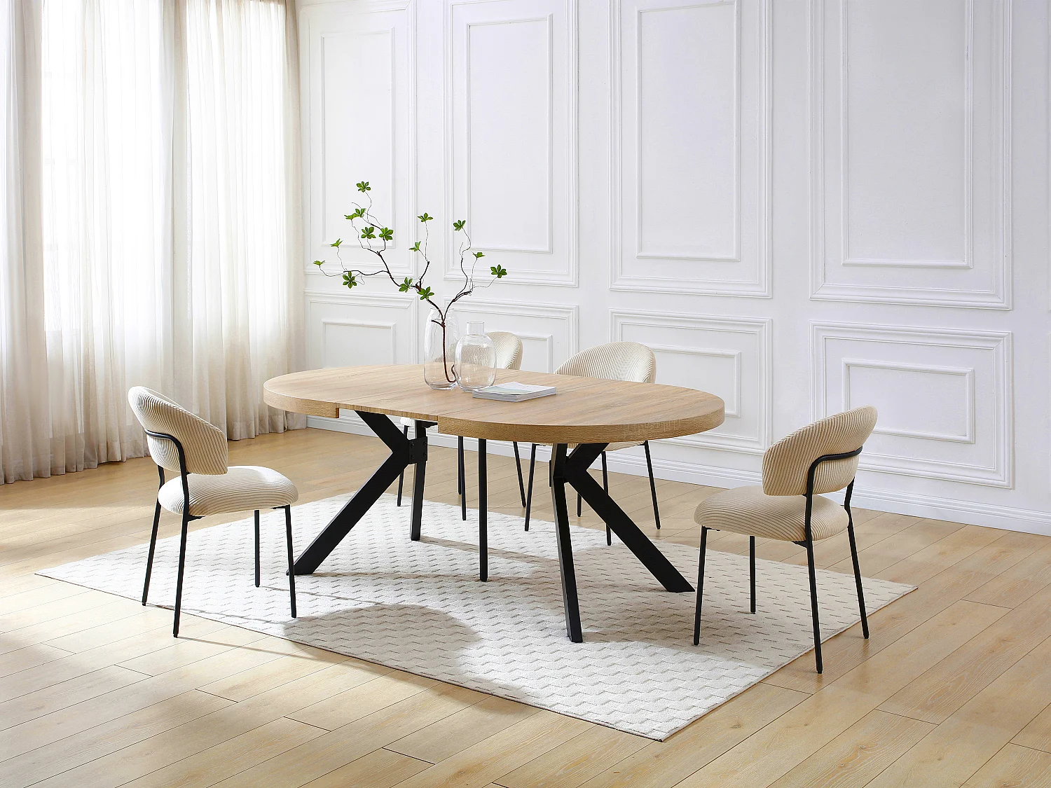 Mesa de comedor extensible 6 a 12 comensales de MDF y acero - Natural claro y negro - KOMONI