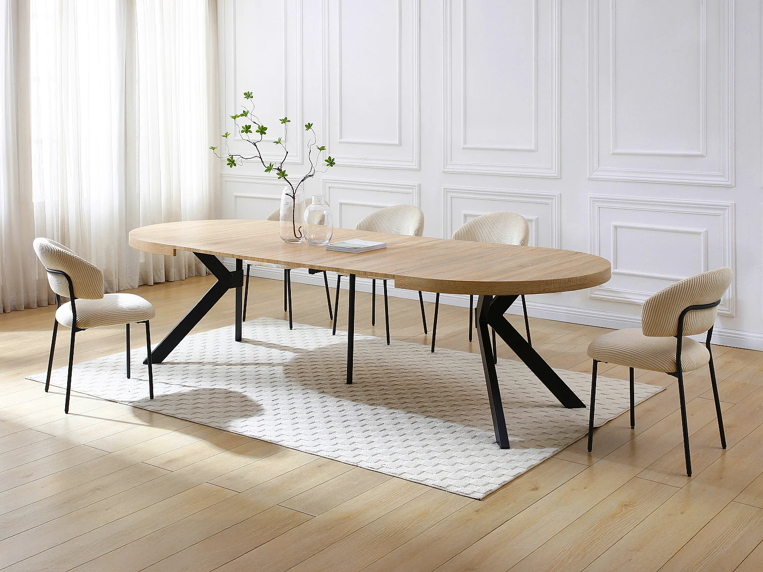 Mesa de comedor extensible 6 a 12 comensales de MDF y acero - Natural claro y negro - KOMONI