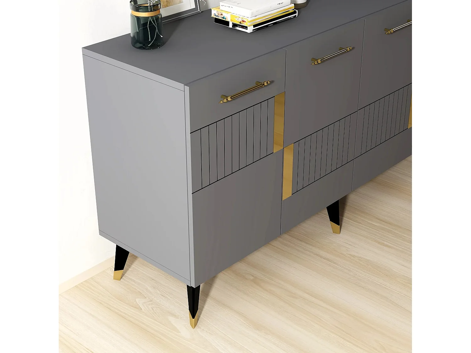 Aparador – 150cm de largura, 79cm de altura, 40cm de profundidade – Antracite e Ouro – Aglomerado