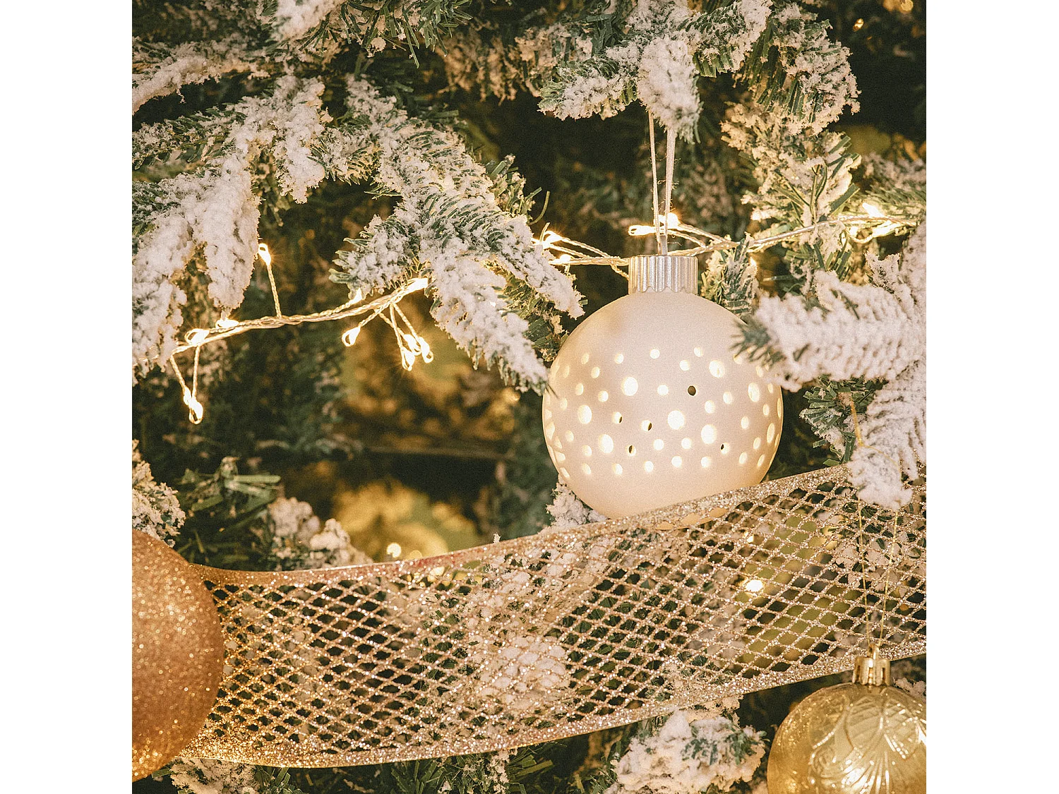 Palla di Natale LED Porcelana con Batteria Estella Bianco