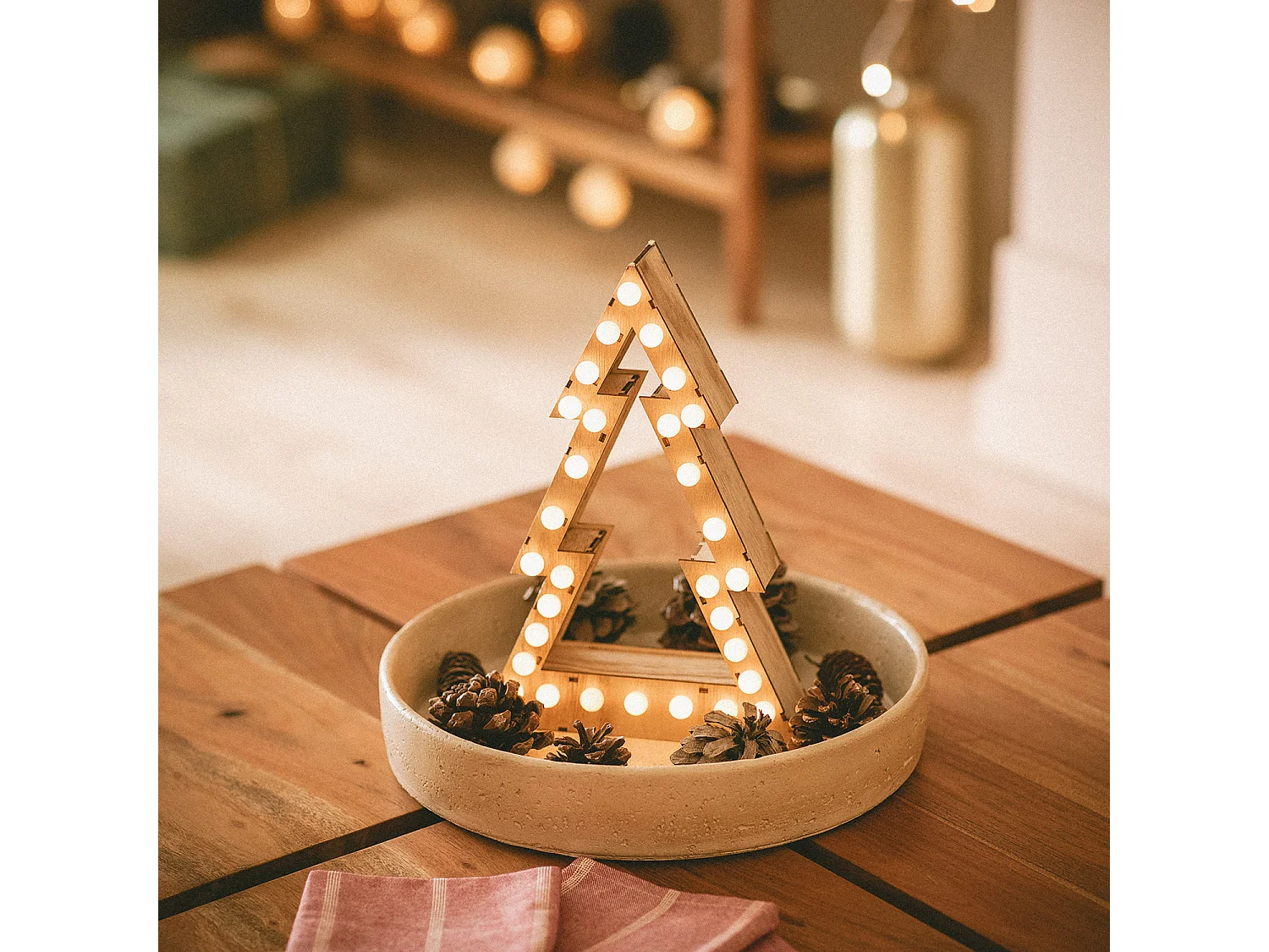 Albero di Natale Legno LED con Batteria Gaspar Naturale