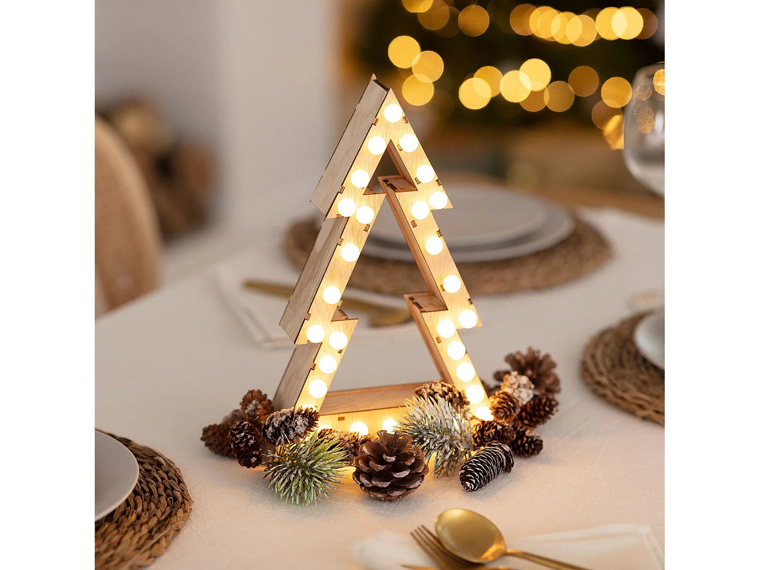 Albero di Natale Legno LED con Batteria Gaspar Naturale