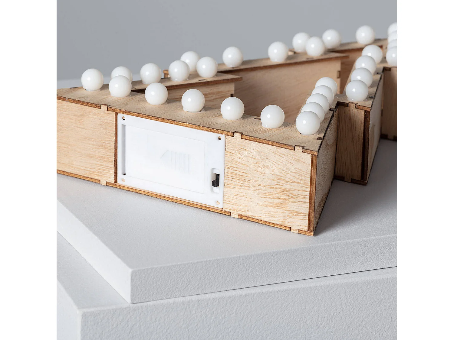 Sapin de Noël LED Bois à Piles Gaspar Naturel