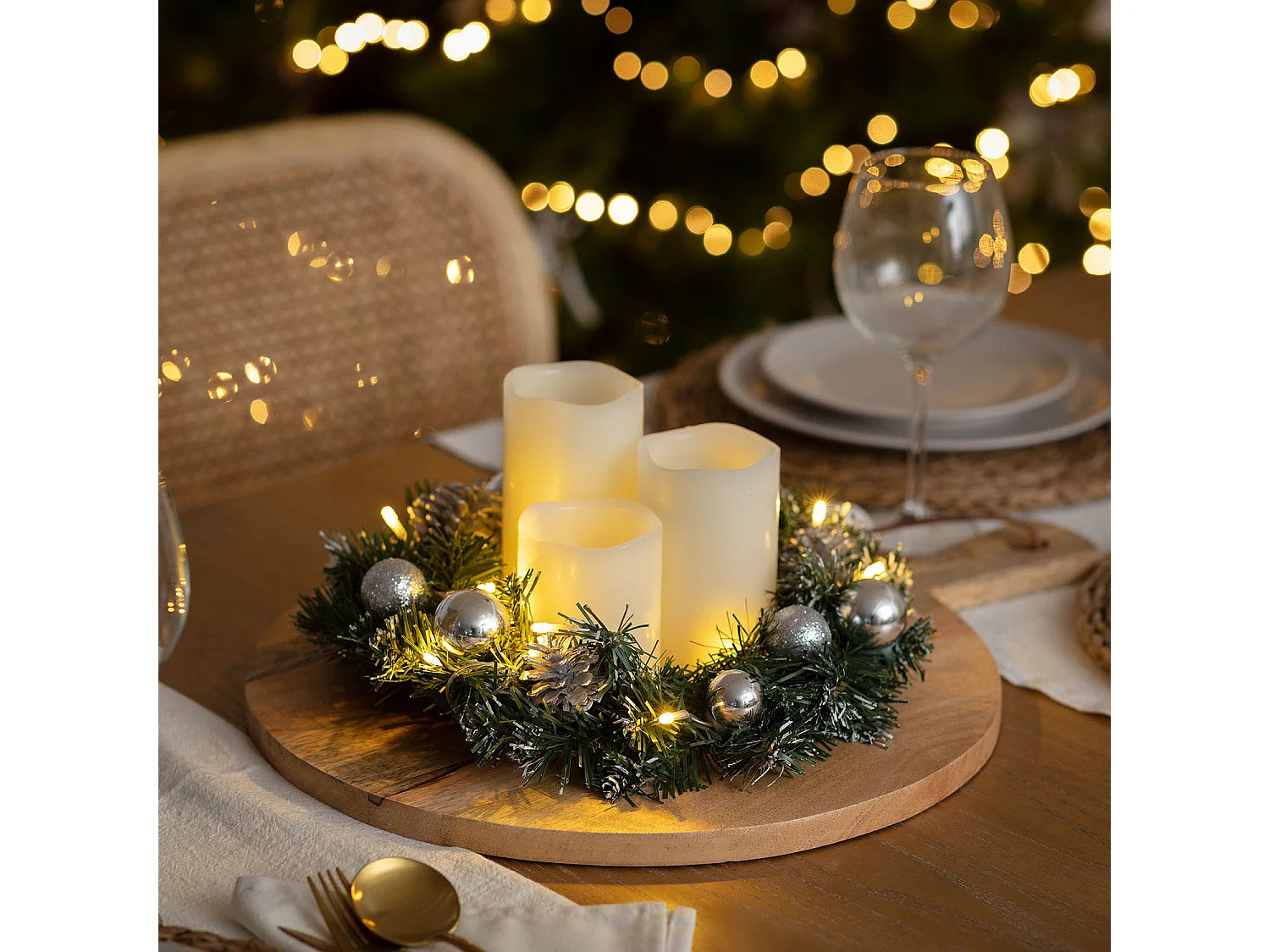 Corona di Natale LED a Pile Ornamenti Argento Karuna Argento