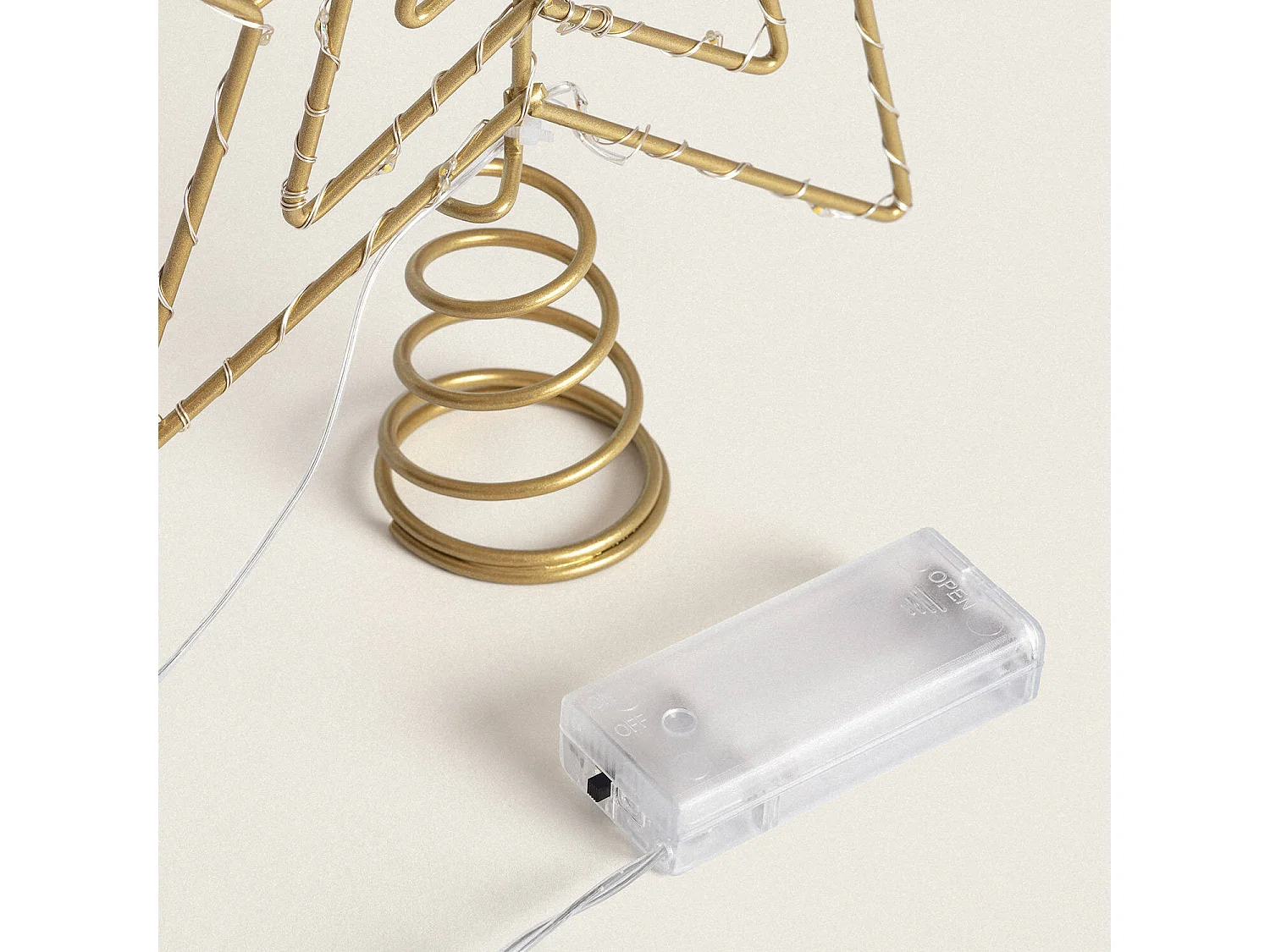 Estrella LED para Árbol de Navidad Metal con Batería Jaione Dorado