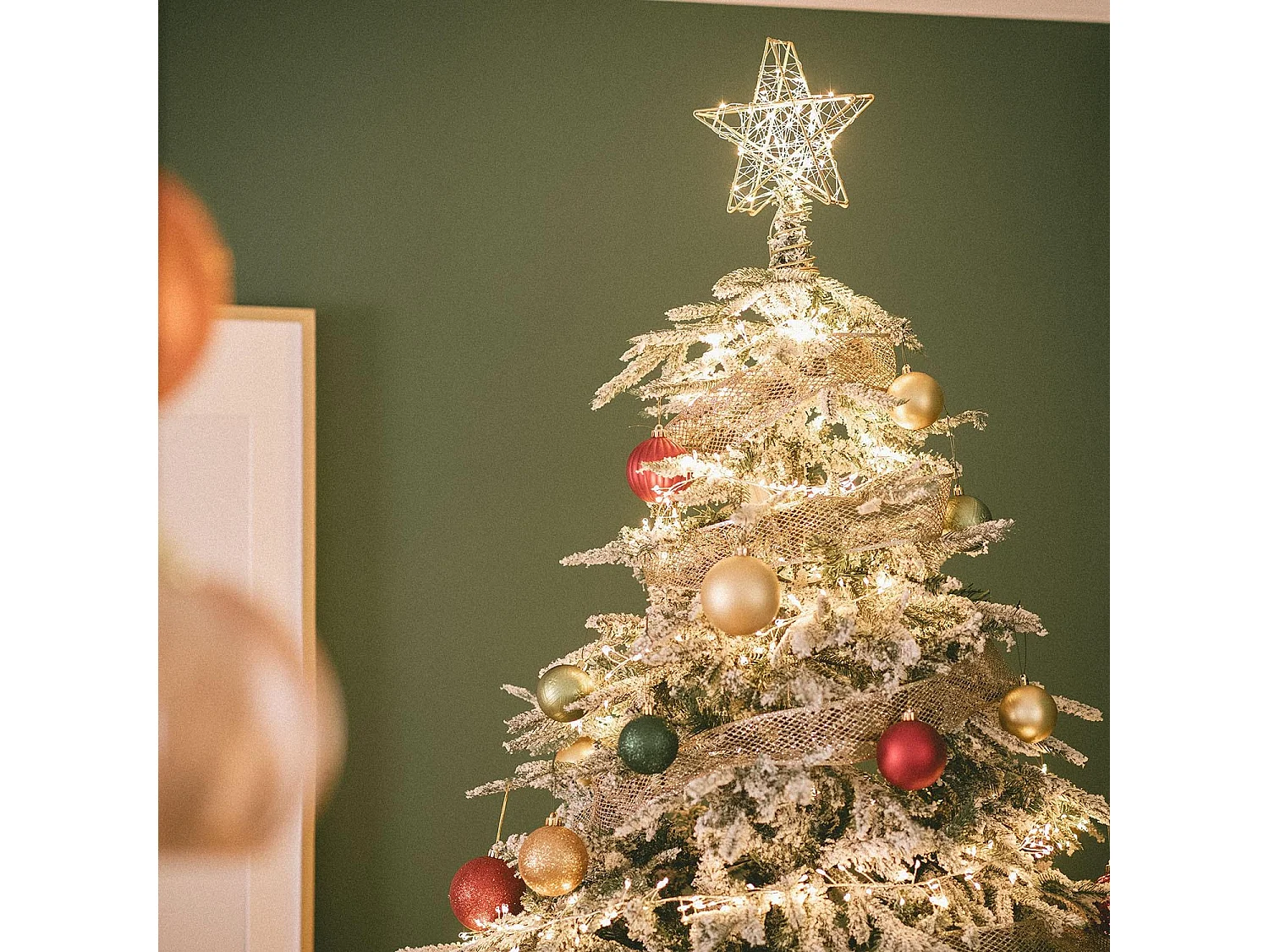 Étoile LED Métal pour  Sapin de Noël à Piles Bellen Doré