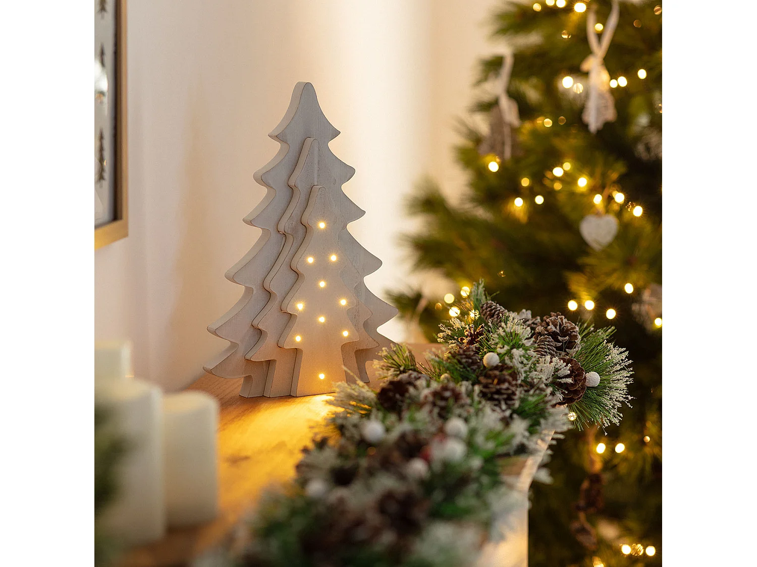 Albero di Natale LED Legno a Pile Kolm Bianco