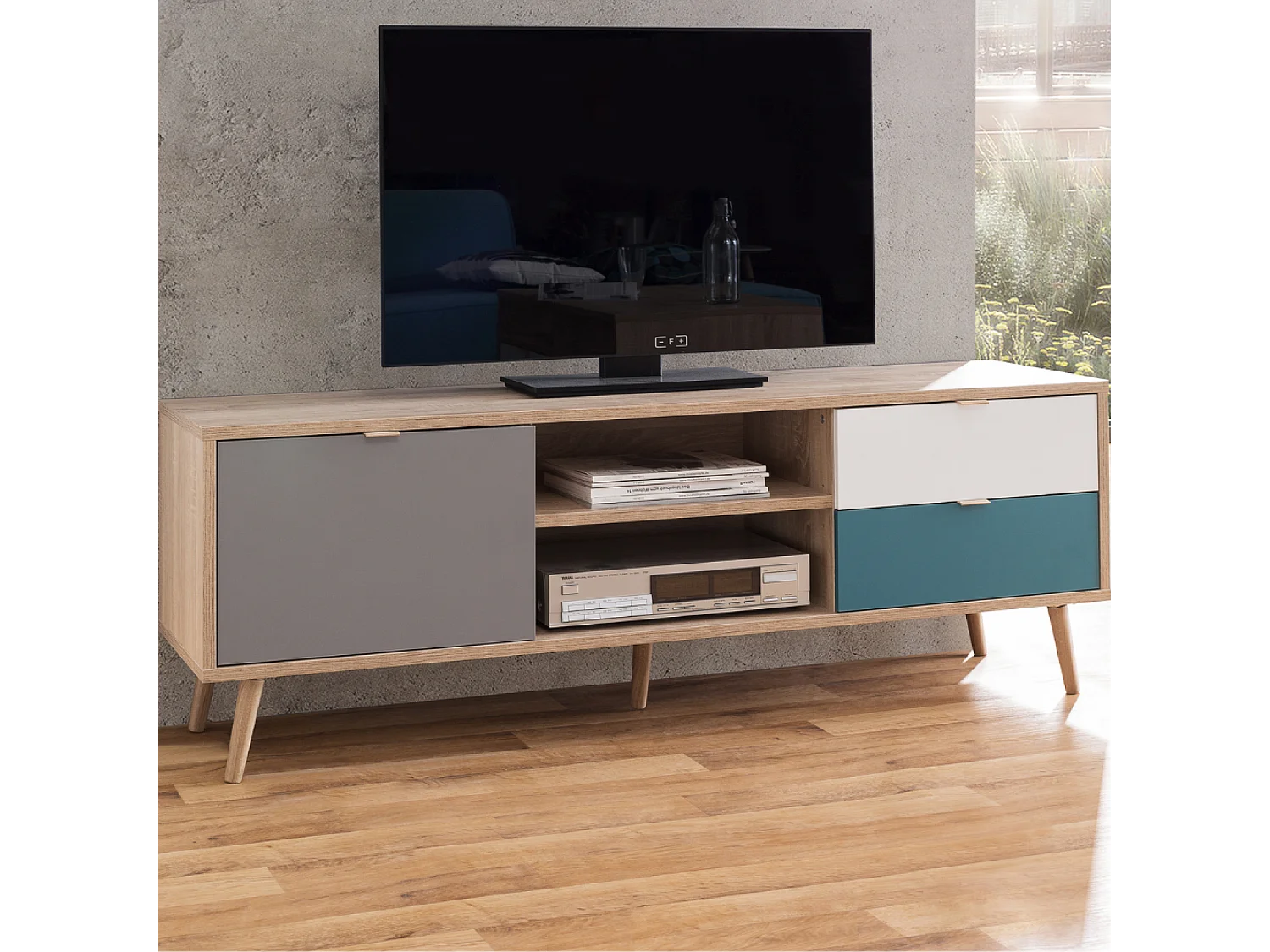 Mobile TV scandinavo 150 cm PERAST