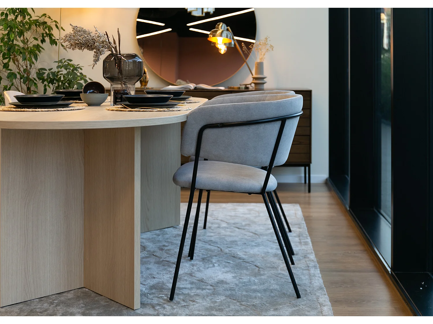 Chaise tapissée - gris/base noir - PROOLS