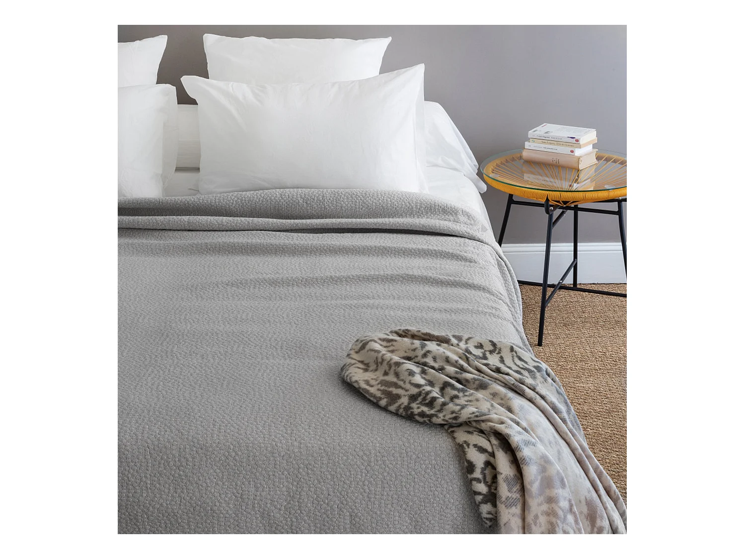 Dessus de lit Jacquard 230x250 cm CAMARGUE coton polyester gris perle