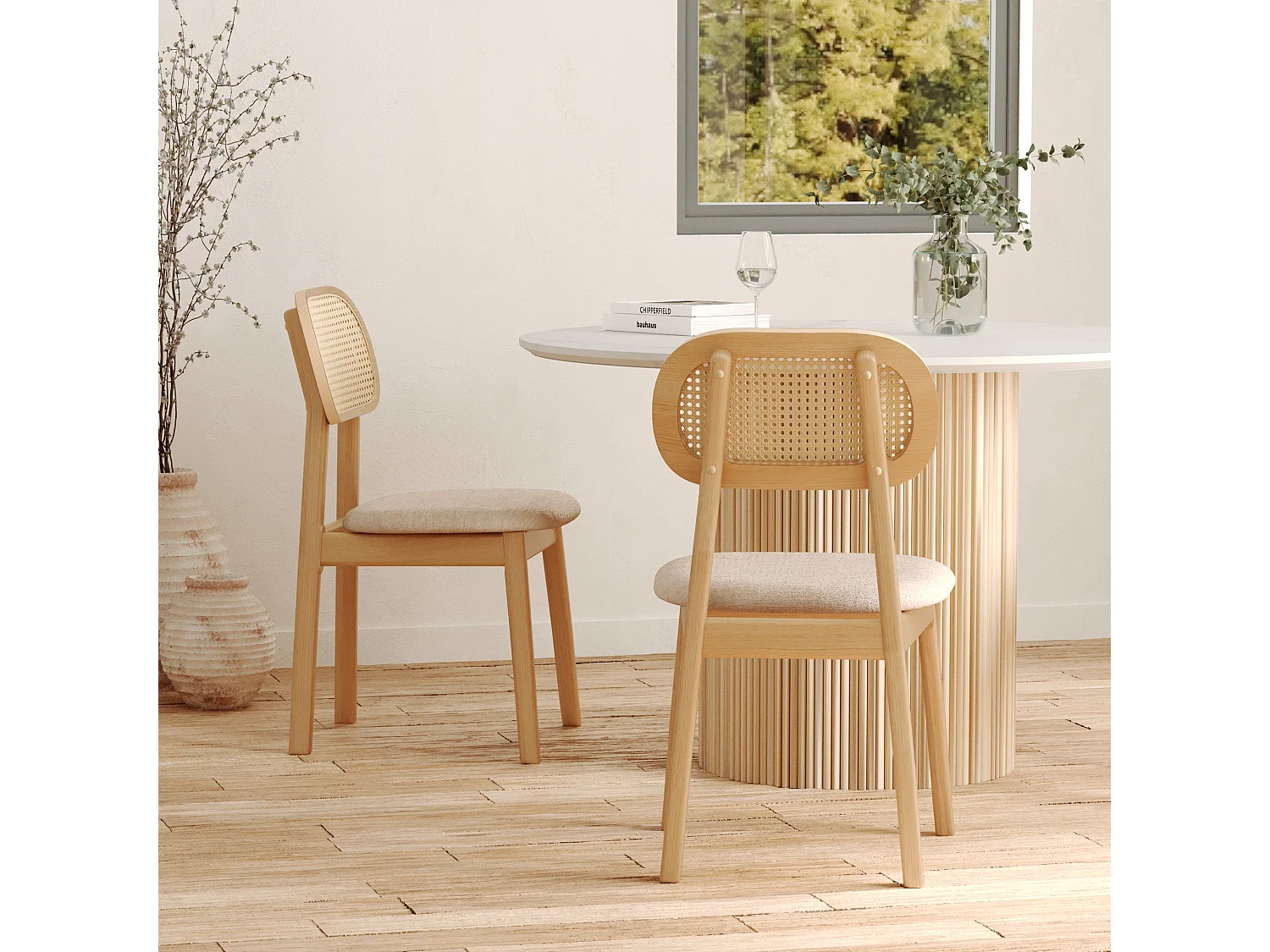 Lot de 2 chaises en bois clair, tissu beige et rotin synthétique - Maria