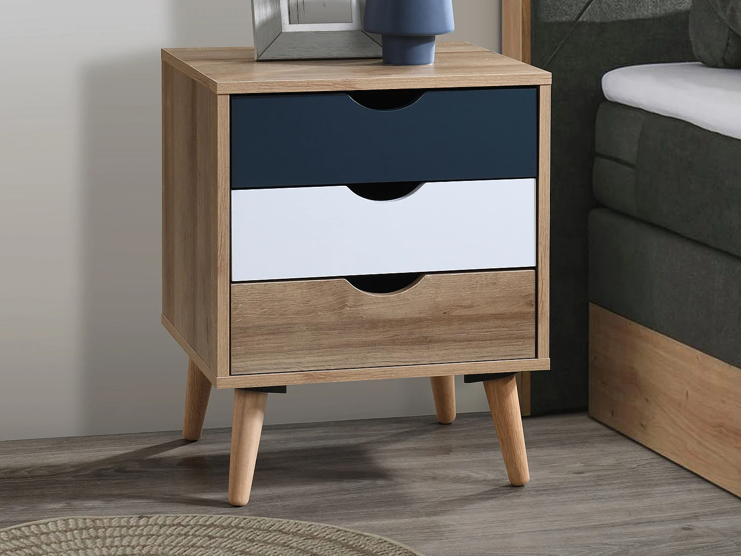 Set van 2 nachtkastjes 3 lades - Kleur: naturel, wit en marineblauw - LURVIA