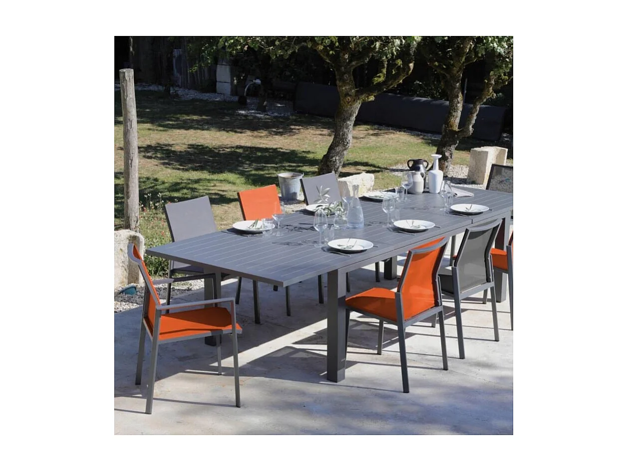 Fauteuil de jardin empilable Delia