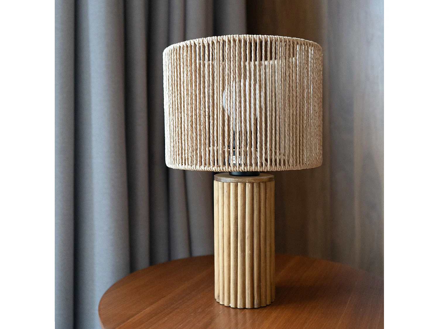 Lampada di carta in corda con base in legno - Mira