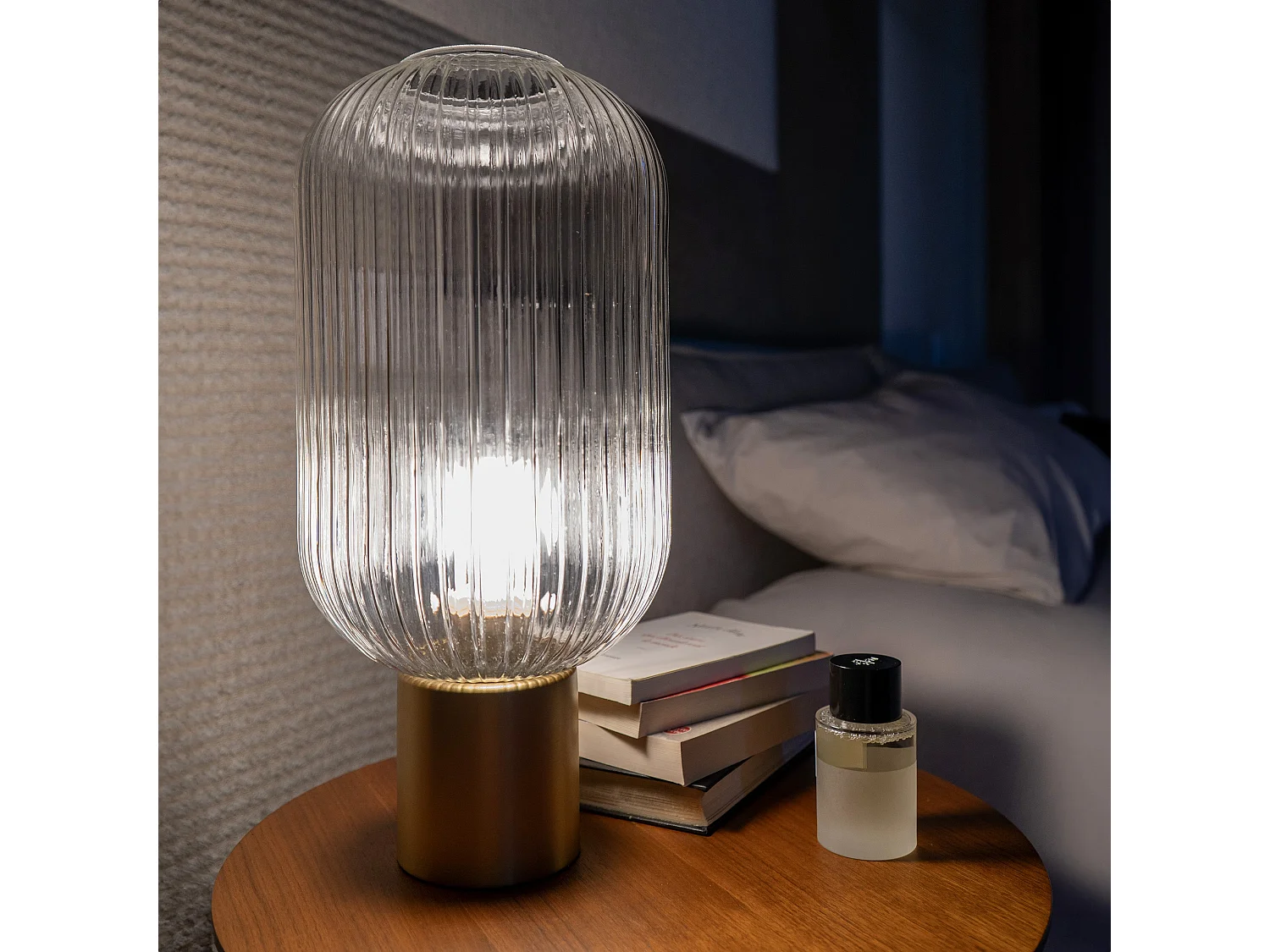 Lampada da tavolo in vetro ondeggiato - Lou