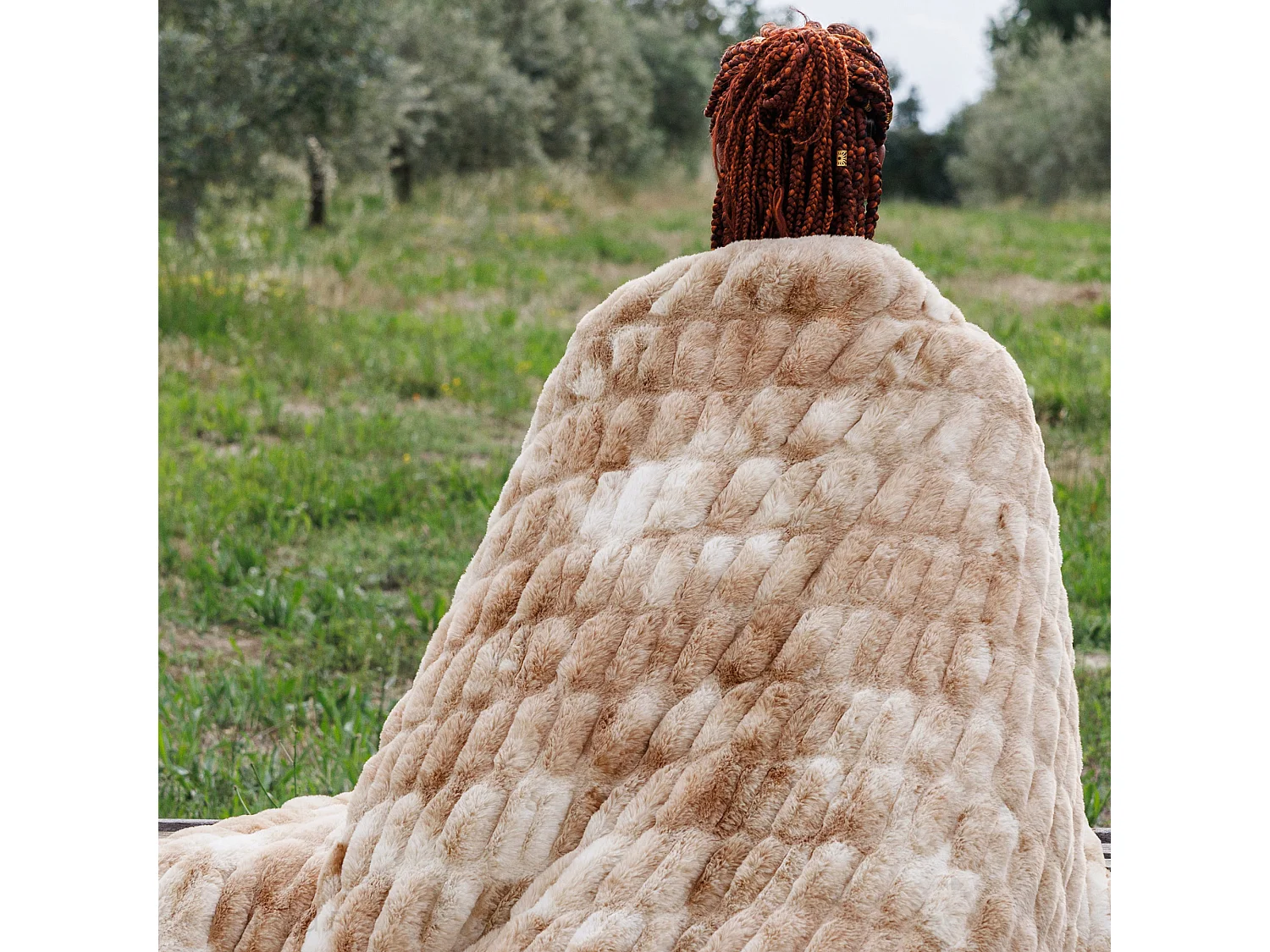 Plaid 150x200 ZIBELINE en fausse fourrure doublée velours gris Angora