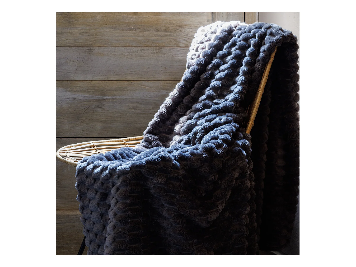 Plaid 130x170 cm LEMMING en velours jacquard de polyester gris Bison