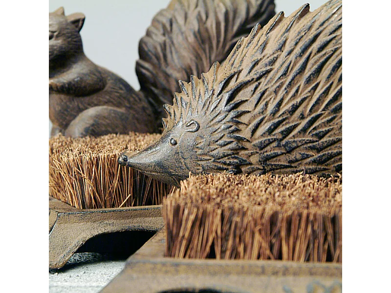 Spazzola per la pulizia delle scarpe in ghisa e fibra di cocco Hedgehog
