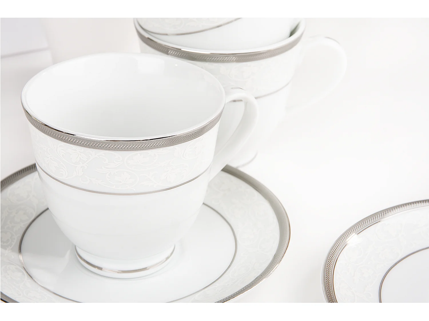 Teeservice für 6 Personen (12 Artikel) - Porzellan - Platin - GEOS PLATIN