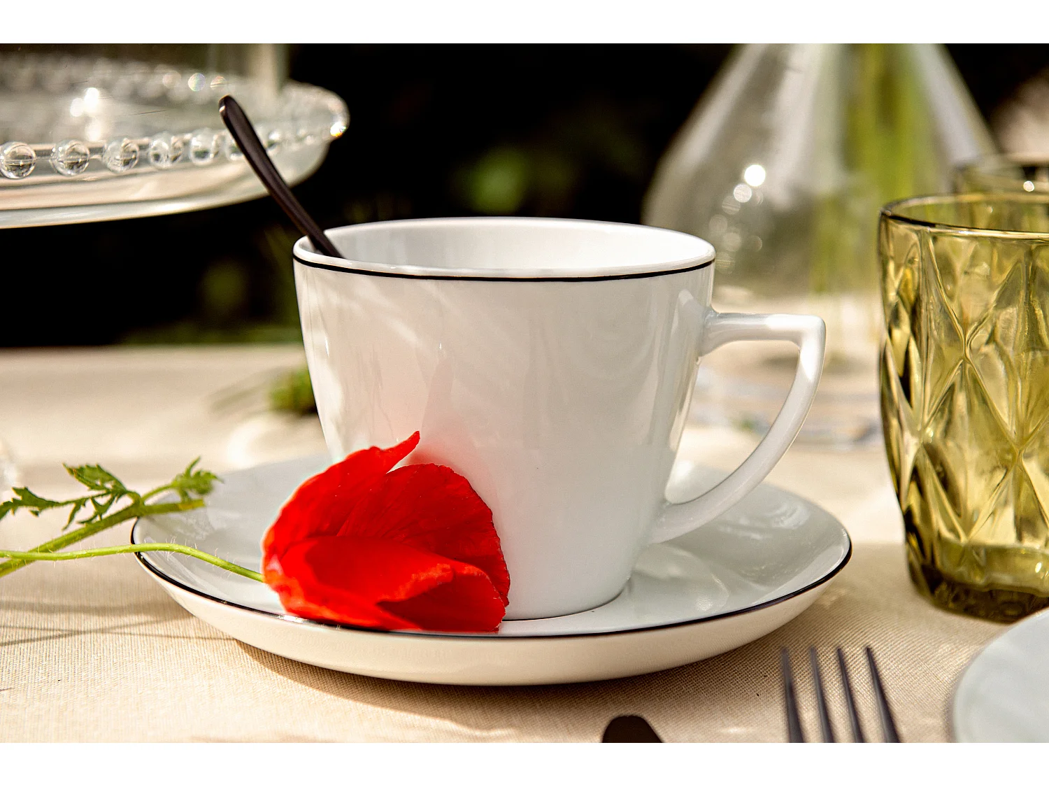 Tassenset 6 Pers. (12 Artikel) - Porzellan - Schwarzer Rand - BOSS