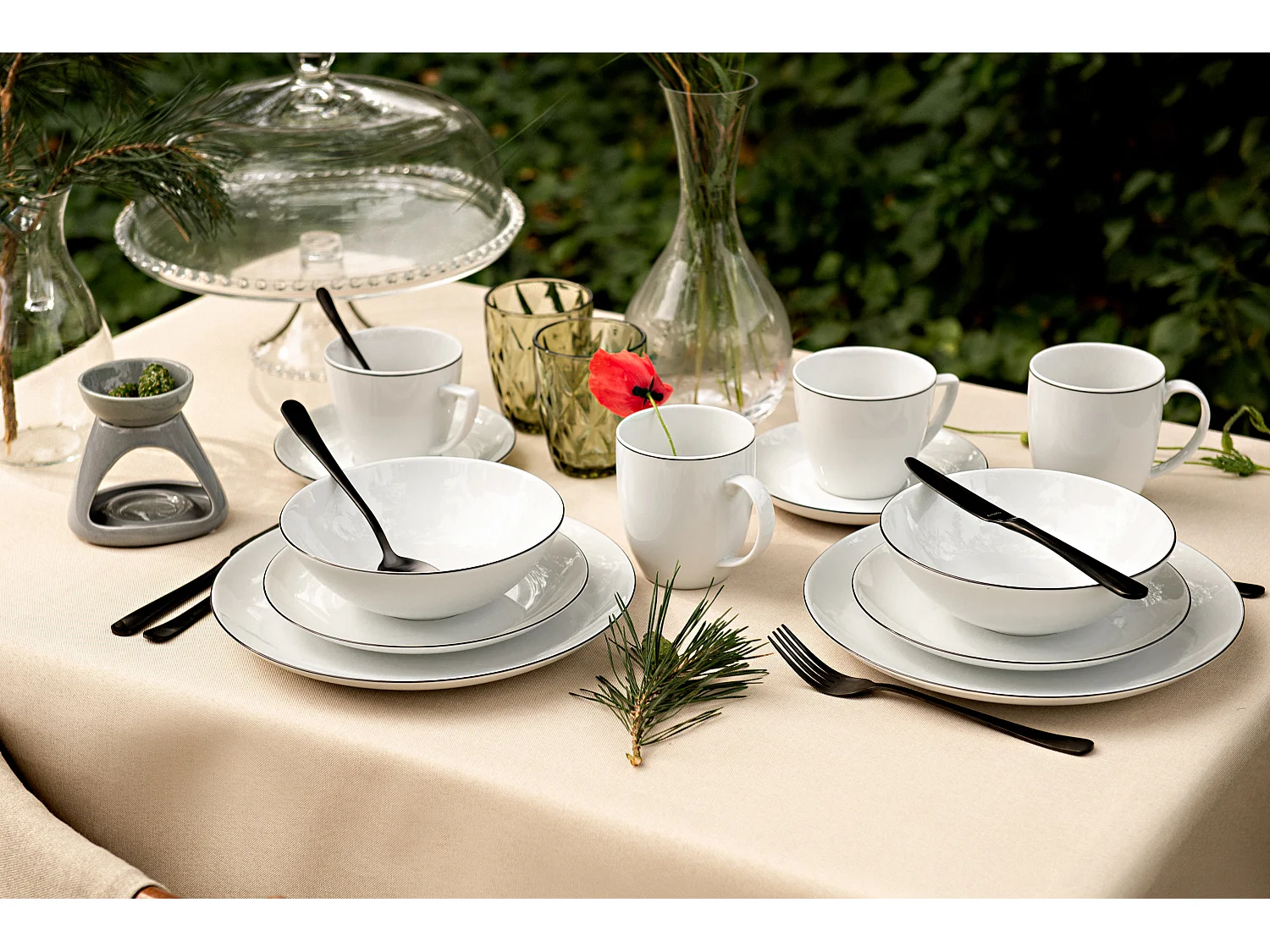 Tassenset 6 Pers. (12 Artikel) - Porzellan - Schwarzer Rand - BOSS
