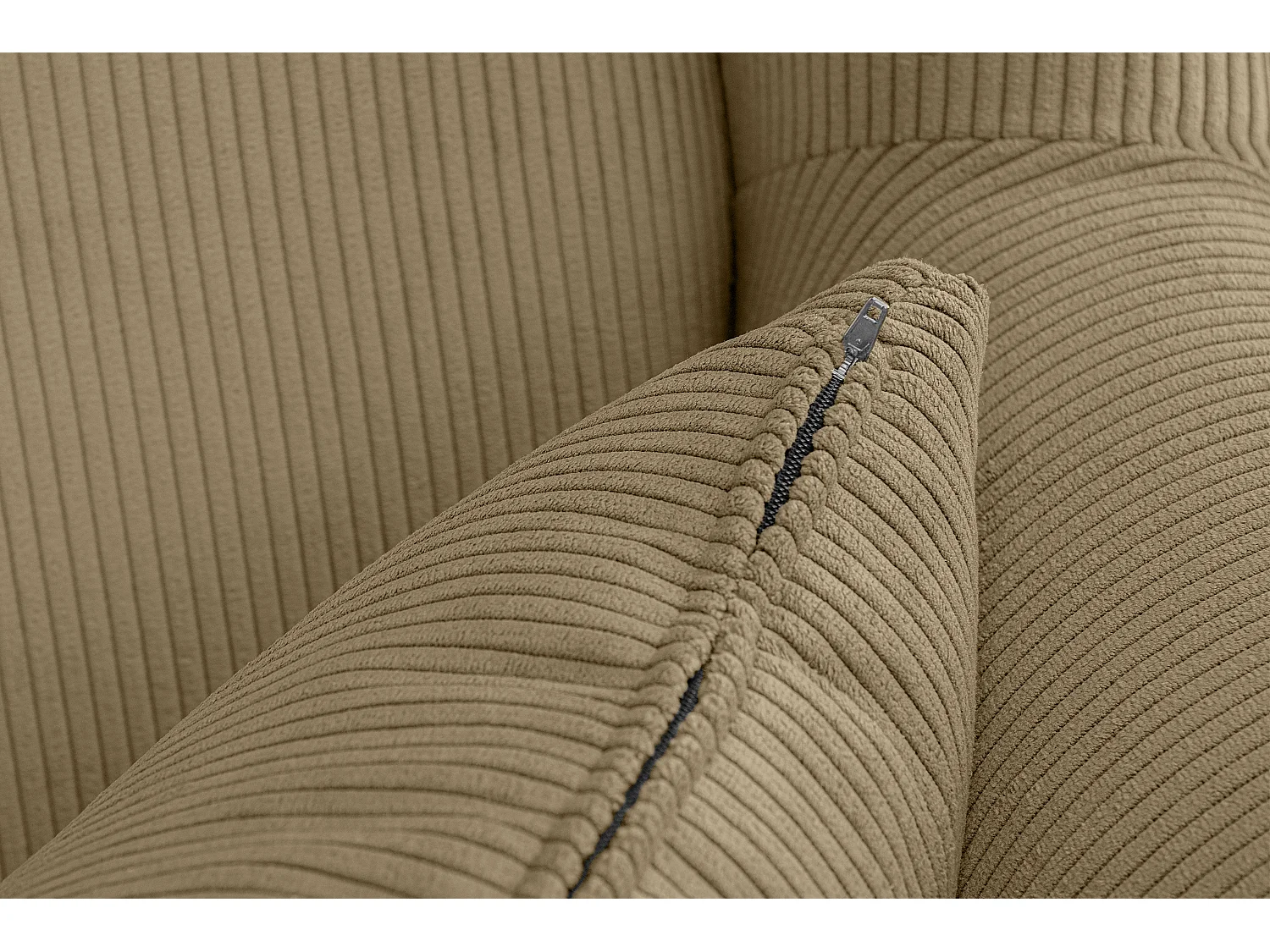 Klassischer Ohrensessel - creme - STRALIS