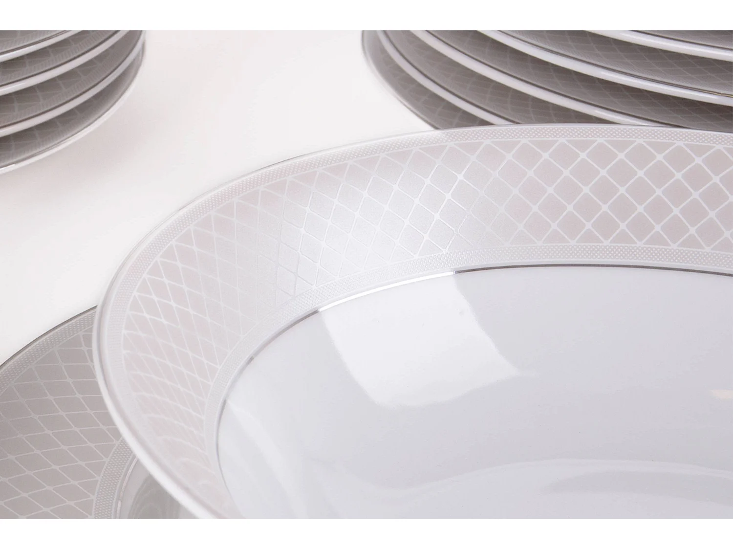 Abendessenservice für 6 Personen (24 Artikel) - Porzellan - Platin - SCANIA