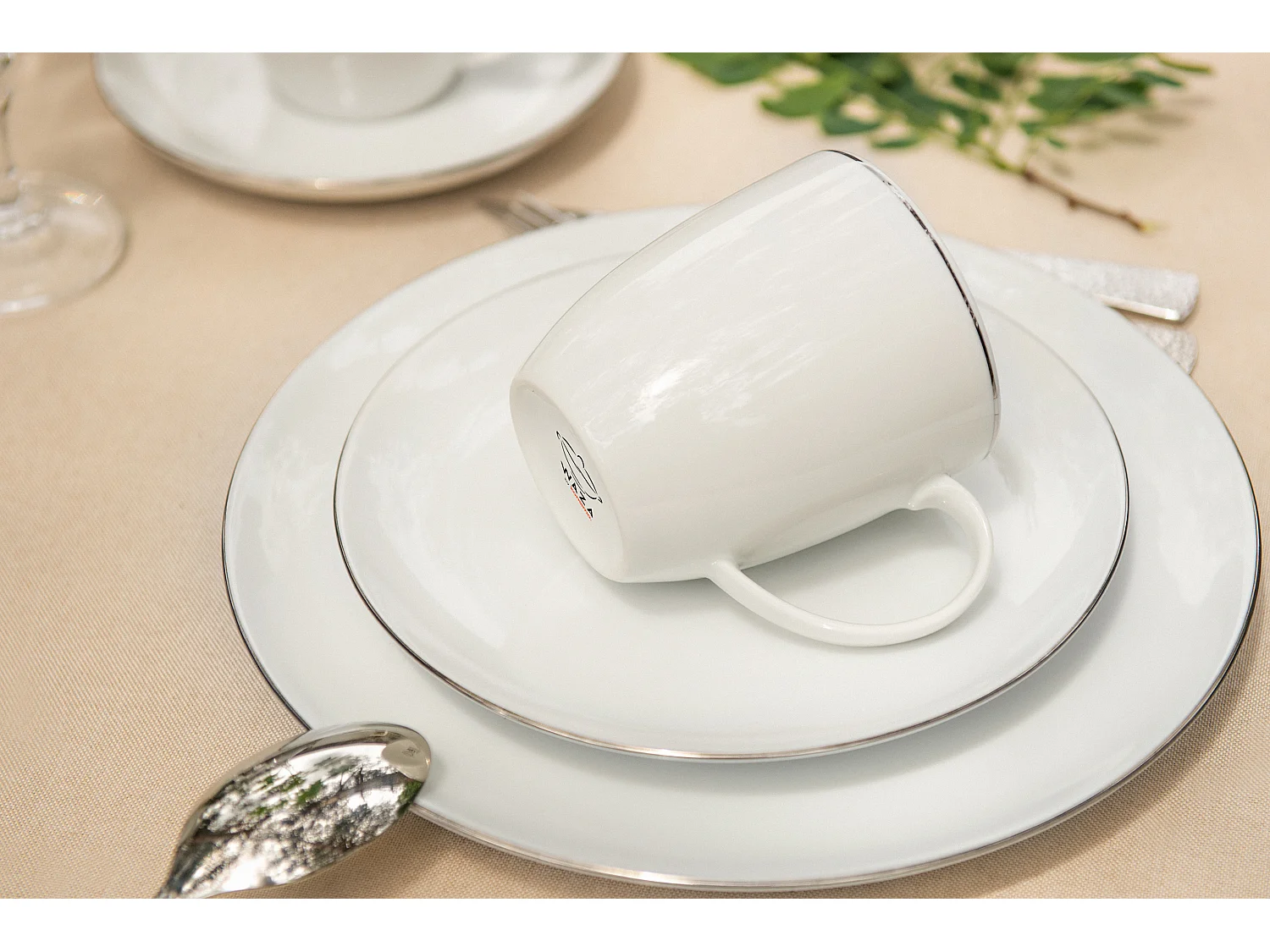 Tafelservice für 6 Personen (18 El.) - Porzellan - Weiß - BOSS