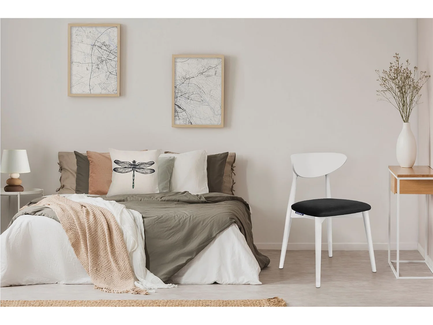 2er Set Esszimmerstühle - Gestell aus Massivholz - Veloursitz - Schwarz - RABI