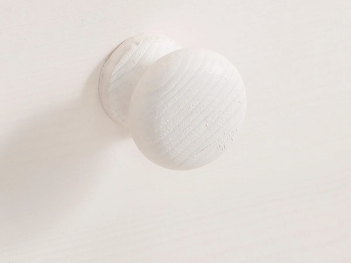 Aparador con 3 puertas