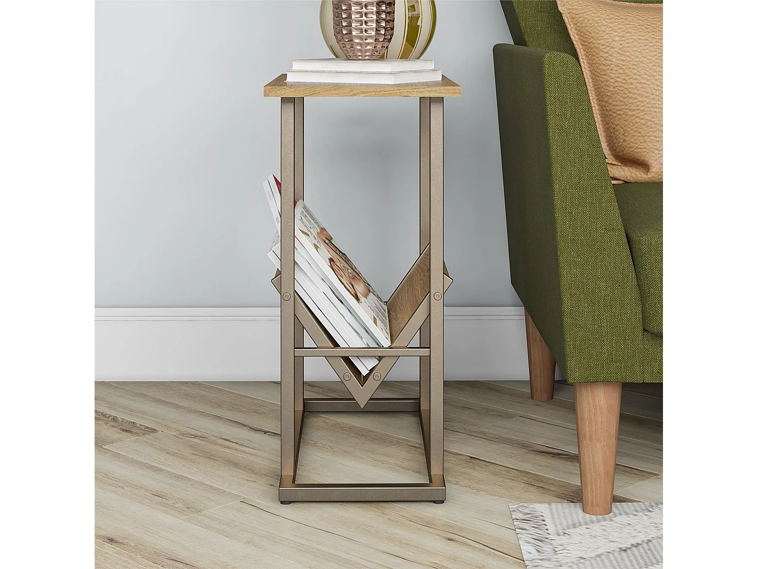 Regal | Tavolino con 1 ripiano in effetto noce con struttura in metallo