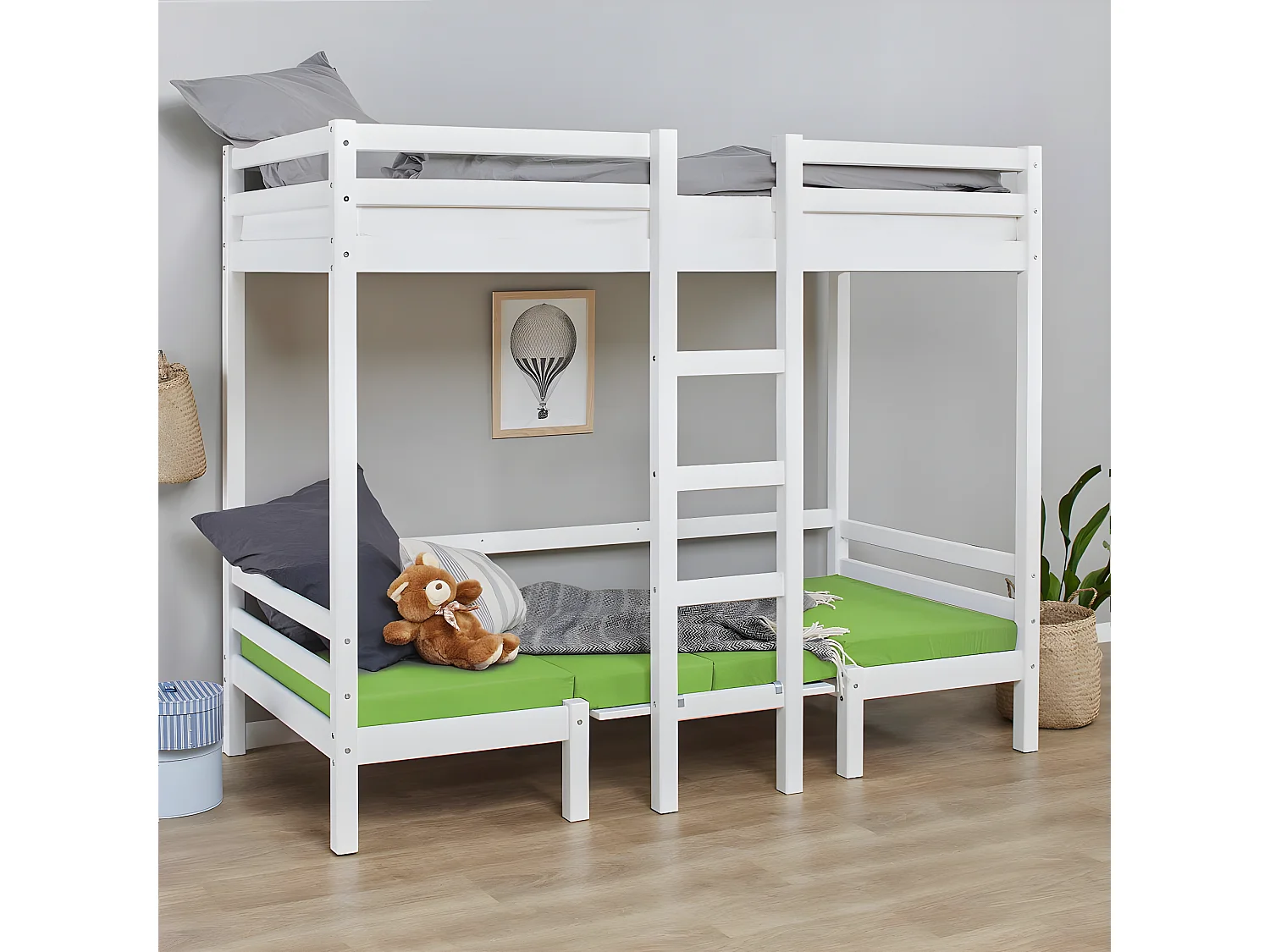 BasicJumbo Lit mezzanine avec canapé lime, bureau et sommiers à lattes inclus.