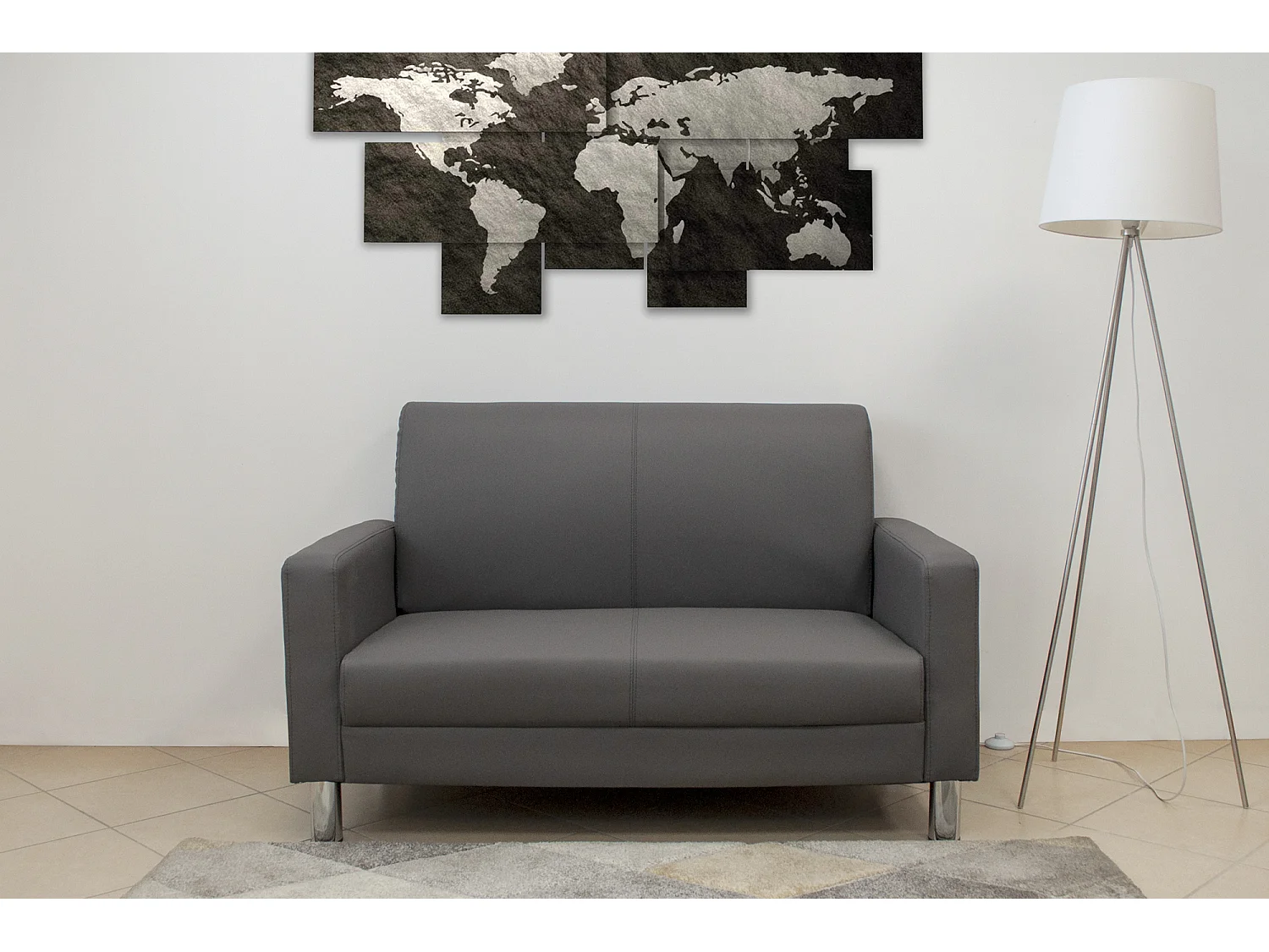 Divano 2 posti in ecopelle grigio scuro mod. Charlie