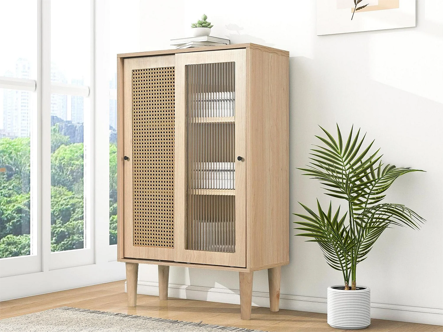 Hoog houten dressoir - 2 schuifdeuren van rotan en glas - moderne stijl - eiken