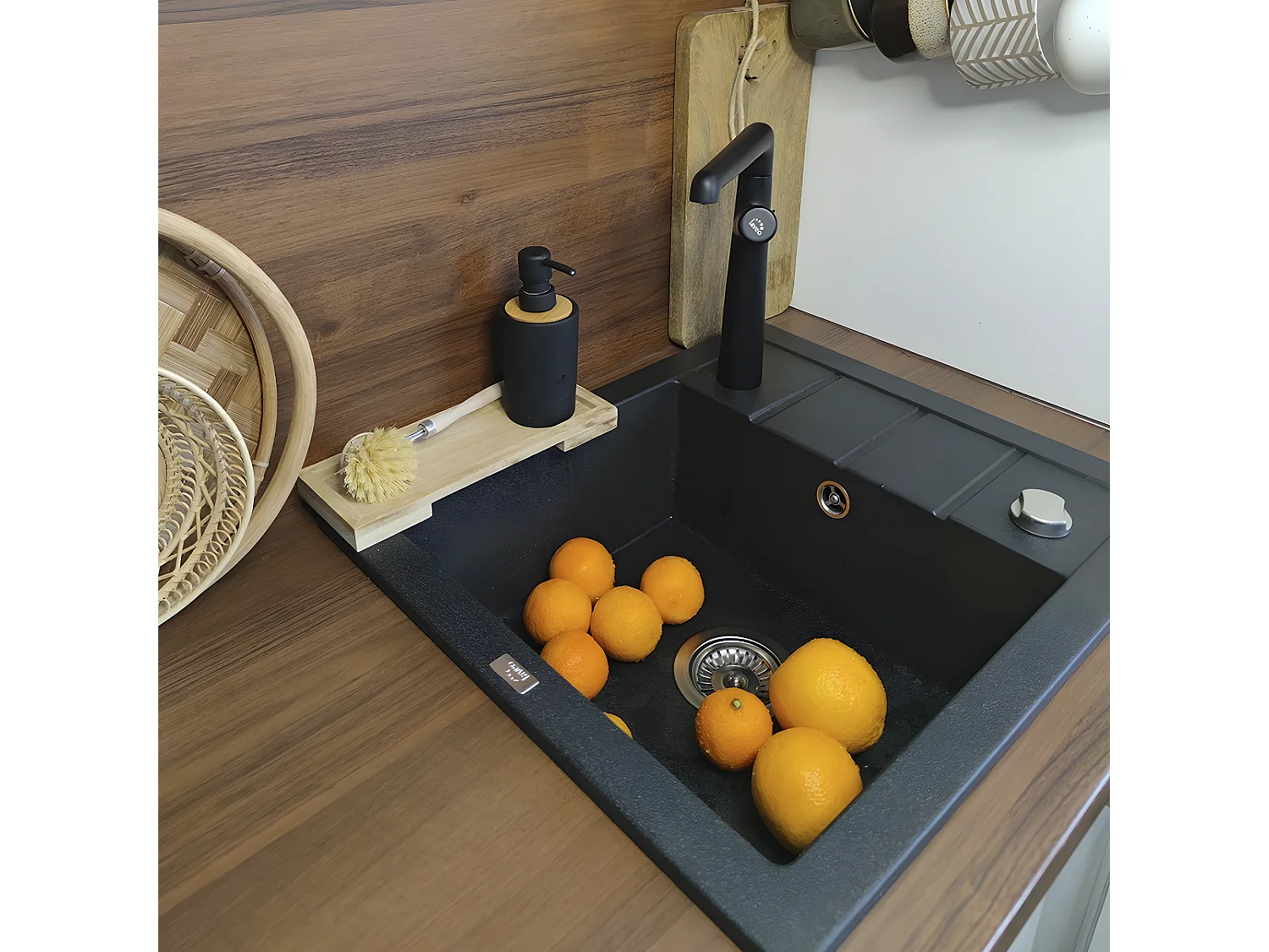 Evier de cuisine en granit noir - THIRTEEN - 49,5 x 57 cm, 1 bac