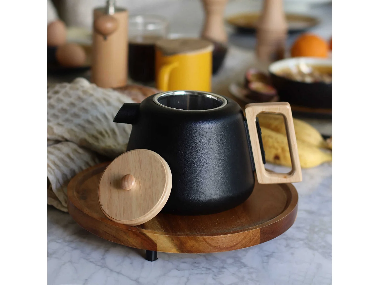 Ogo Living - Theiere Viggo 1000ml En Fonte Noir Avec Poignee Couvercle Bois