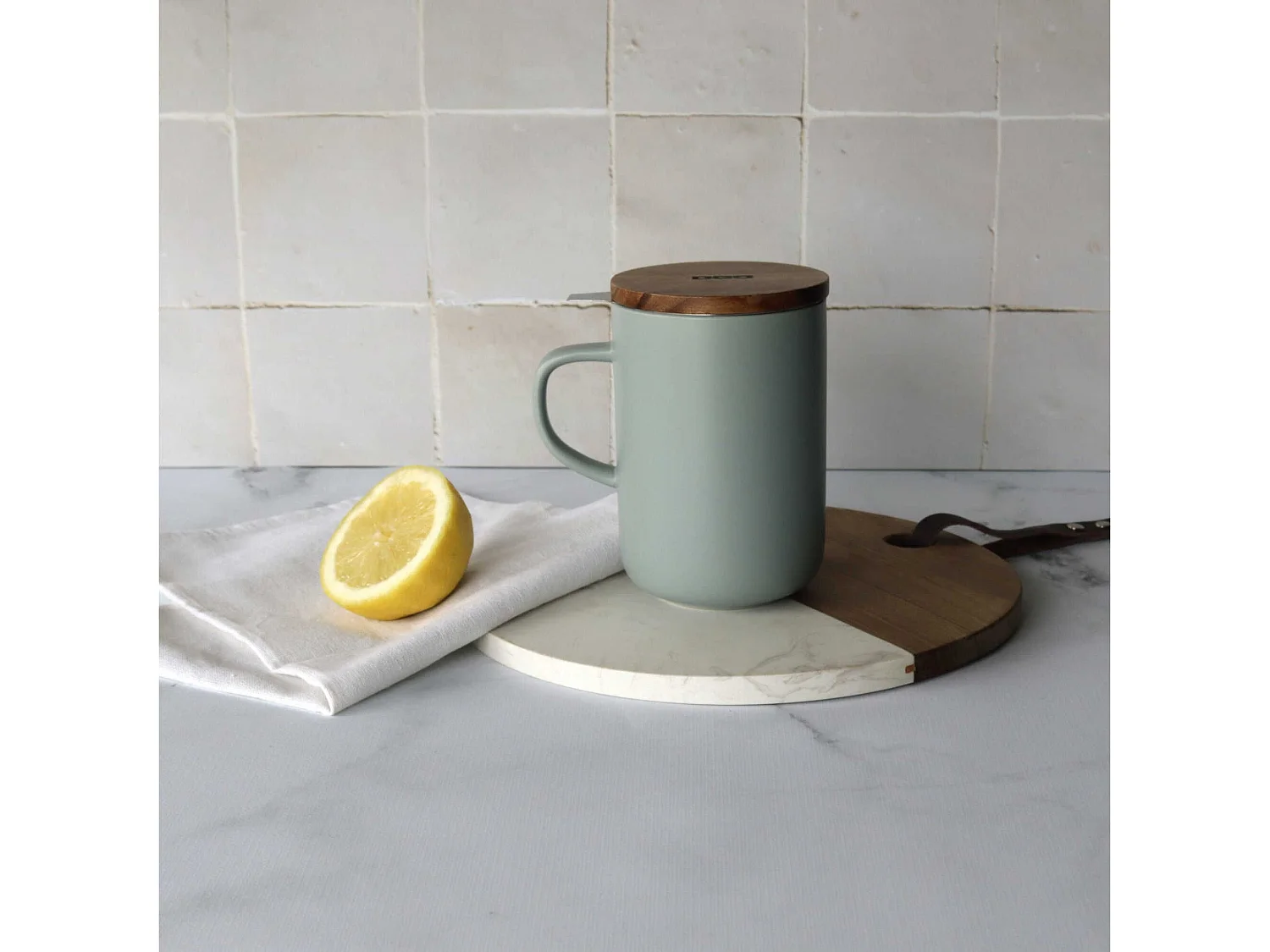 Ogo Juliet Perle Theemok van Steengoed met Acaciahouten Deksel, 475 ml