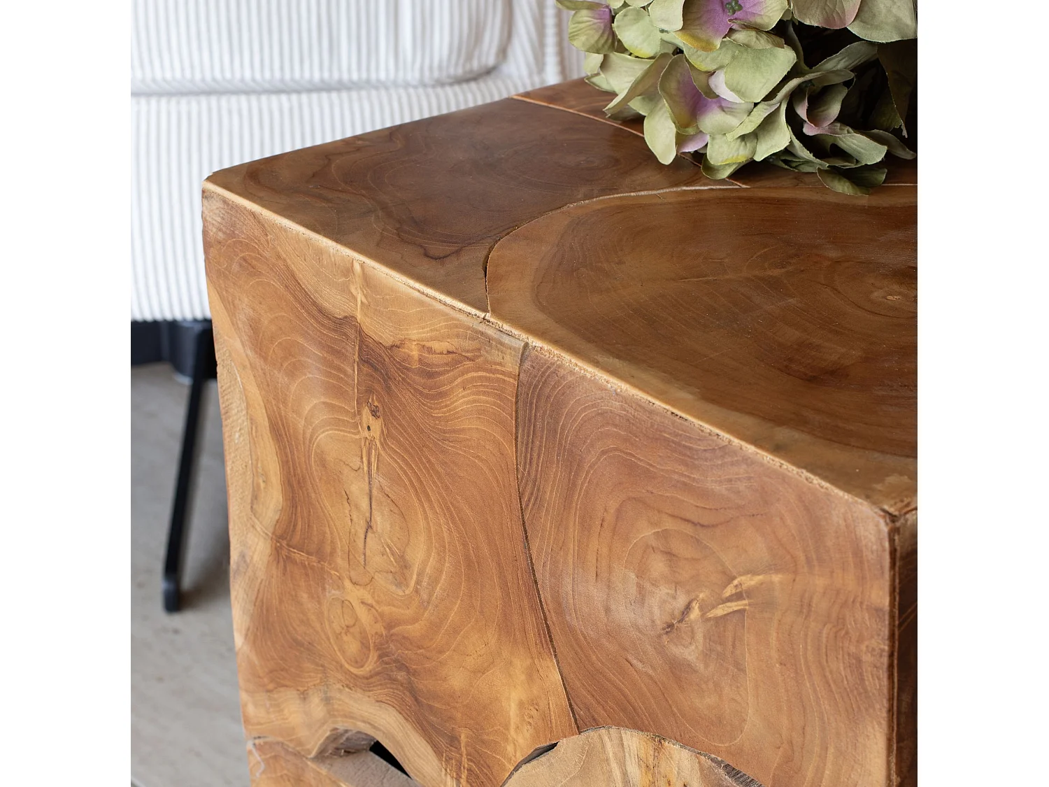 Now's Home - Meuble D'appoint En Racine De Teck Assemble 40x40x Ht45 Cm Solene