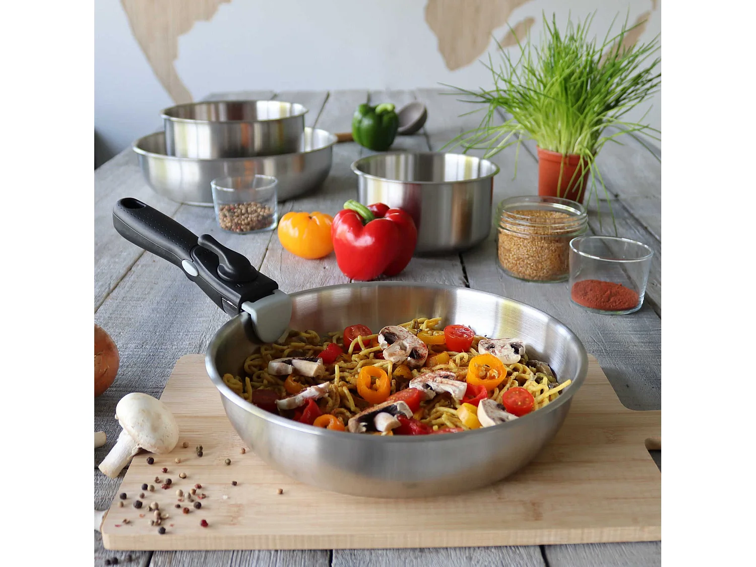 Menastyl - Poele Amovible Iris 20cm En Inox Et Induction