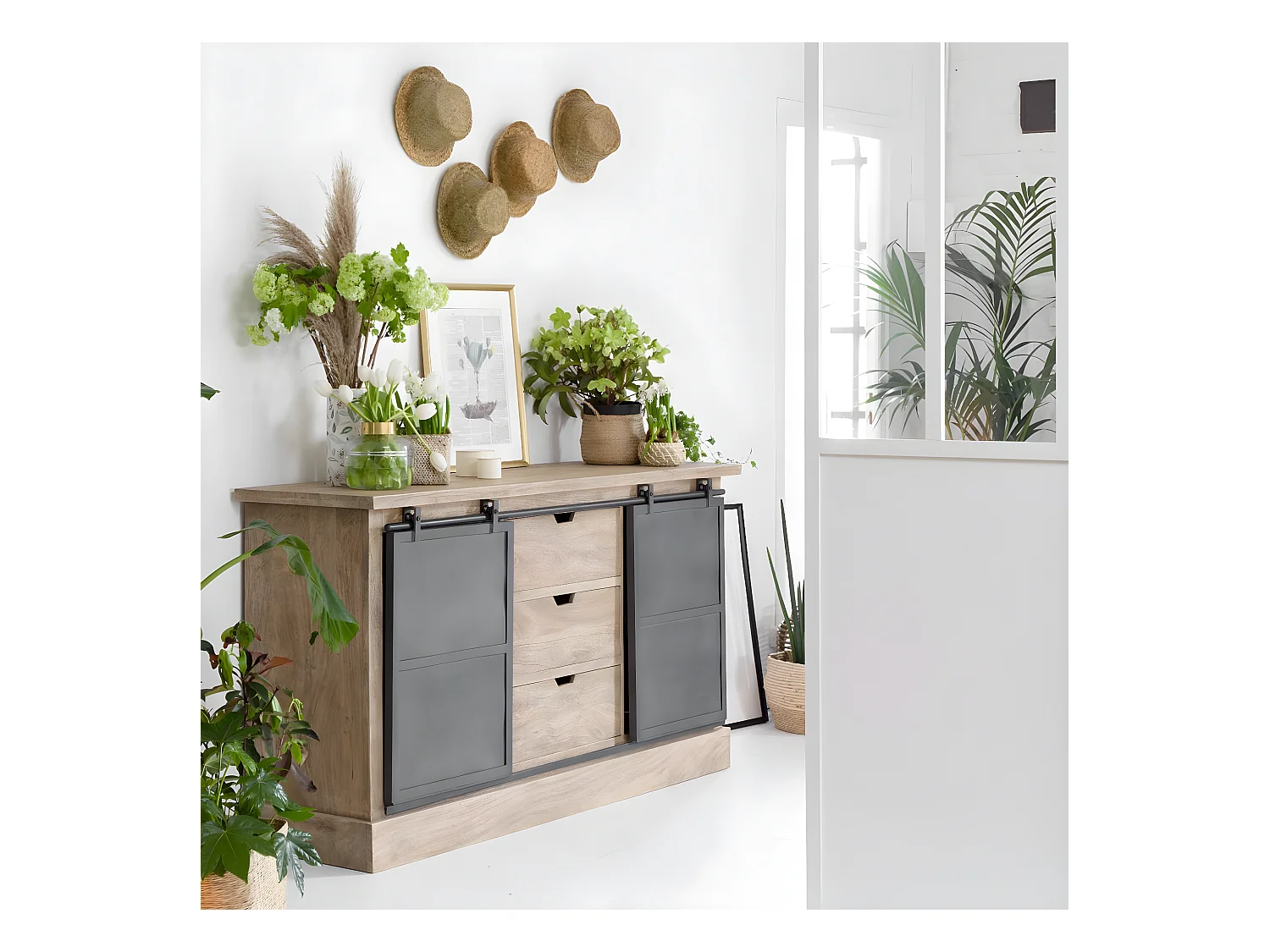 Buffet en bois de manguier brossé et métal gris foncé Helsinki