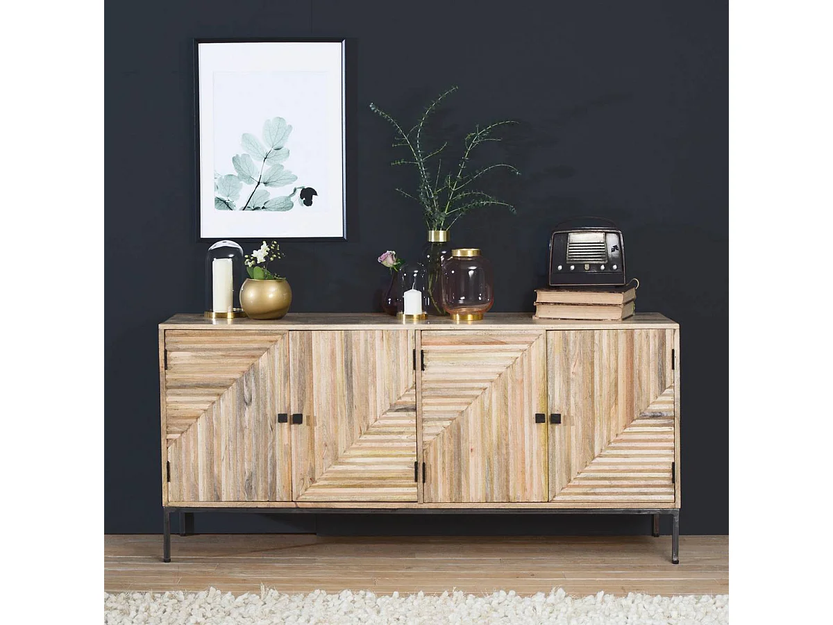 Buffet de madera de mango Paulette estilo industrial con 4 puertas y 2 estantes fijos