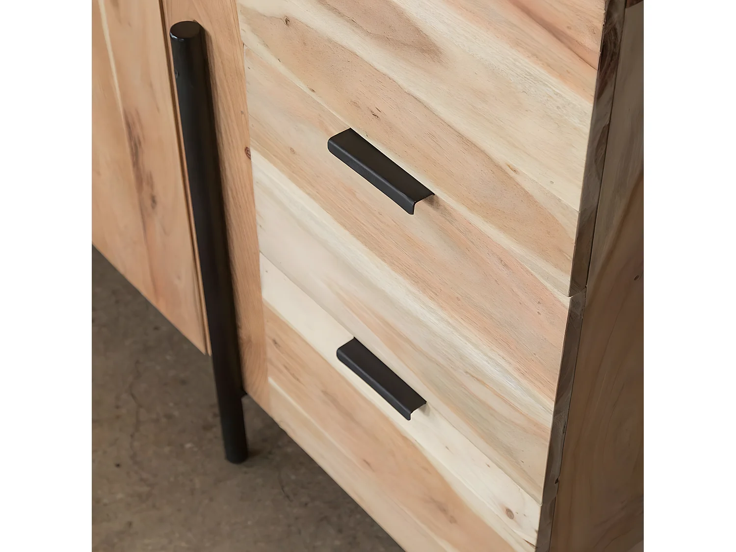 Buffet en bois d'acacia Paula