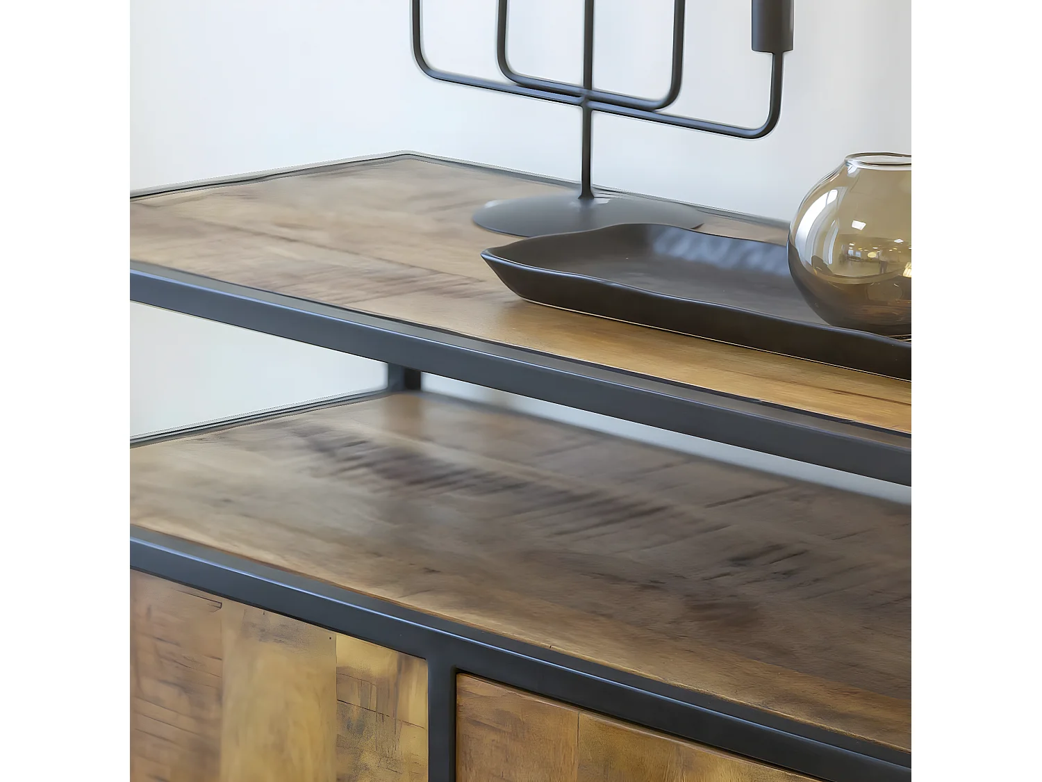 Petit buffet en métal et bois de manguier Marcel