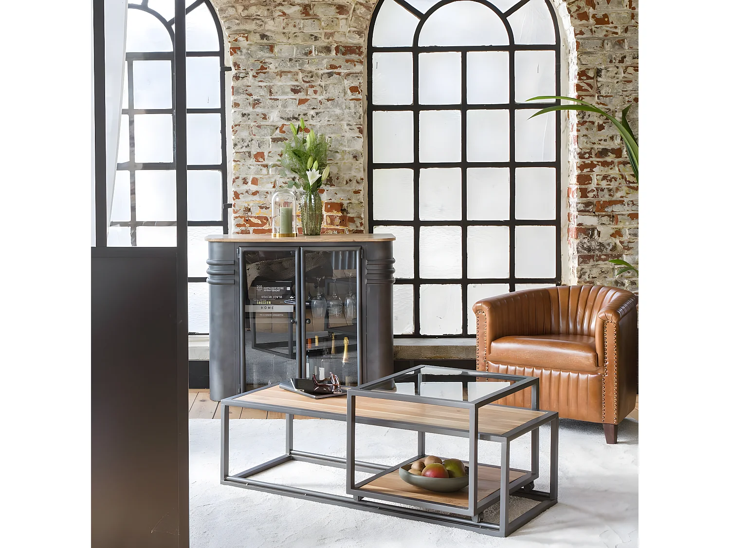Buffet vitrine en métal Locker