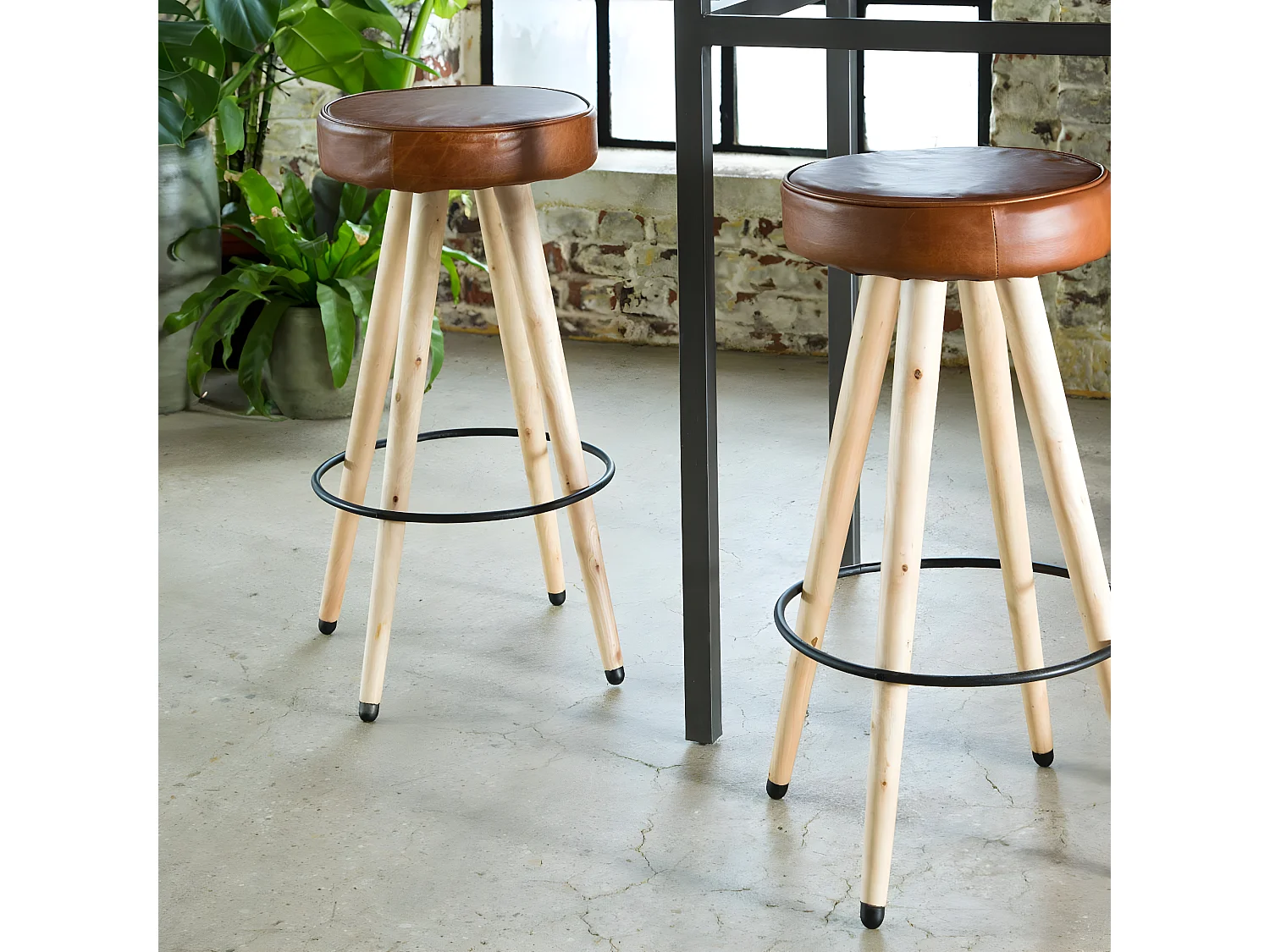 Tabouret de bar en cuir marron Jocelin