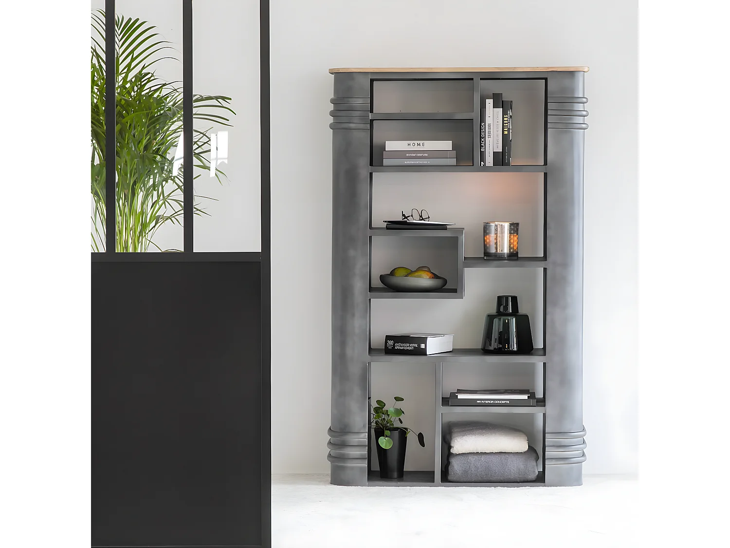 Bibliothèque arrondie en métal Locker