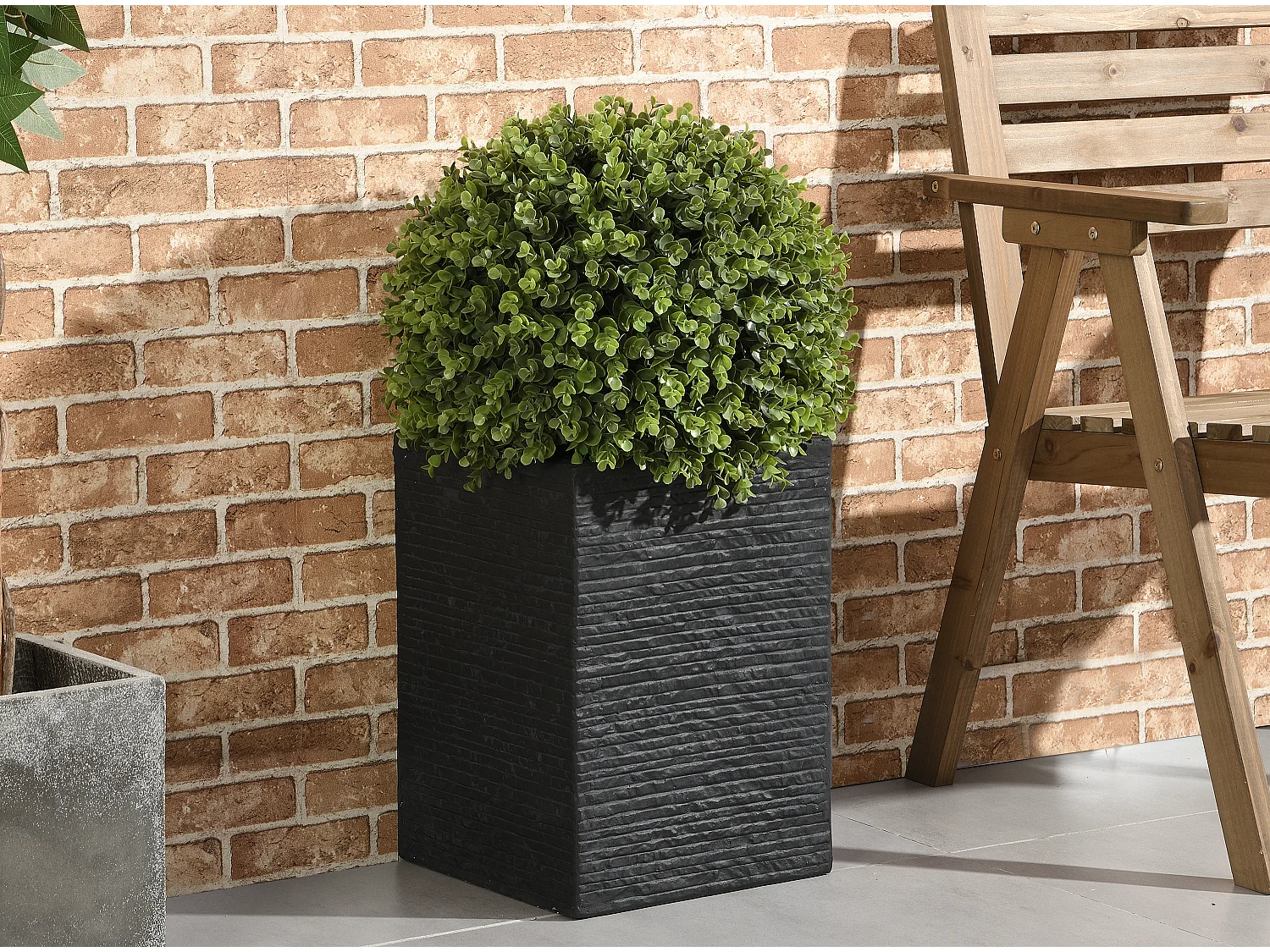 Ronde kunstbuxus met pot - H66 x D40 cm - Groen - DIAVA